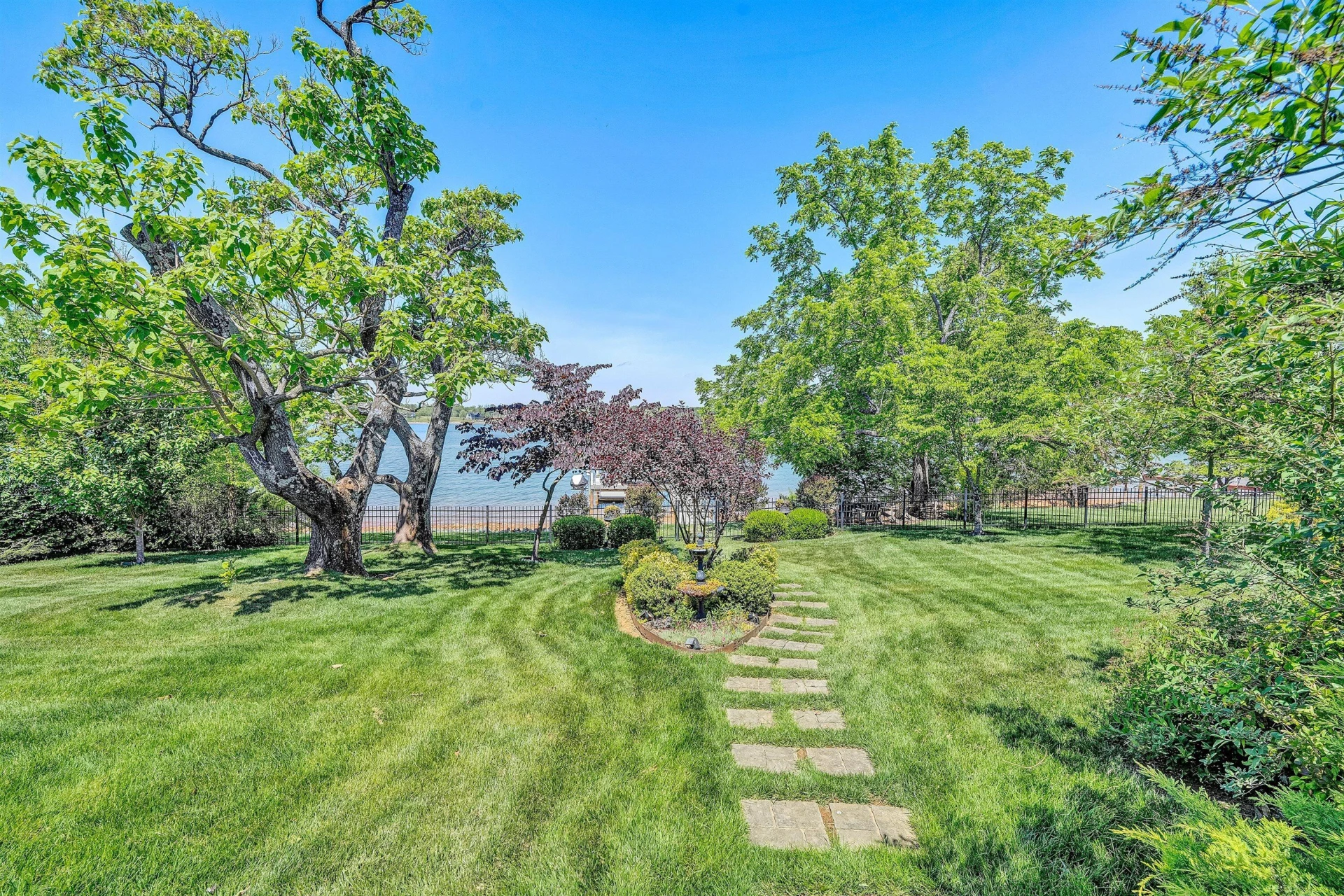 155 Shoreline CIR - Photo 68