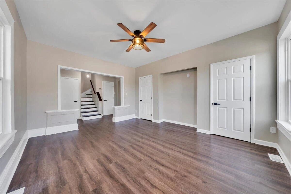 552 Chestnut AVE NW - Photo 14