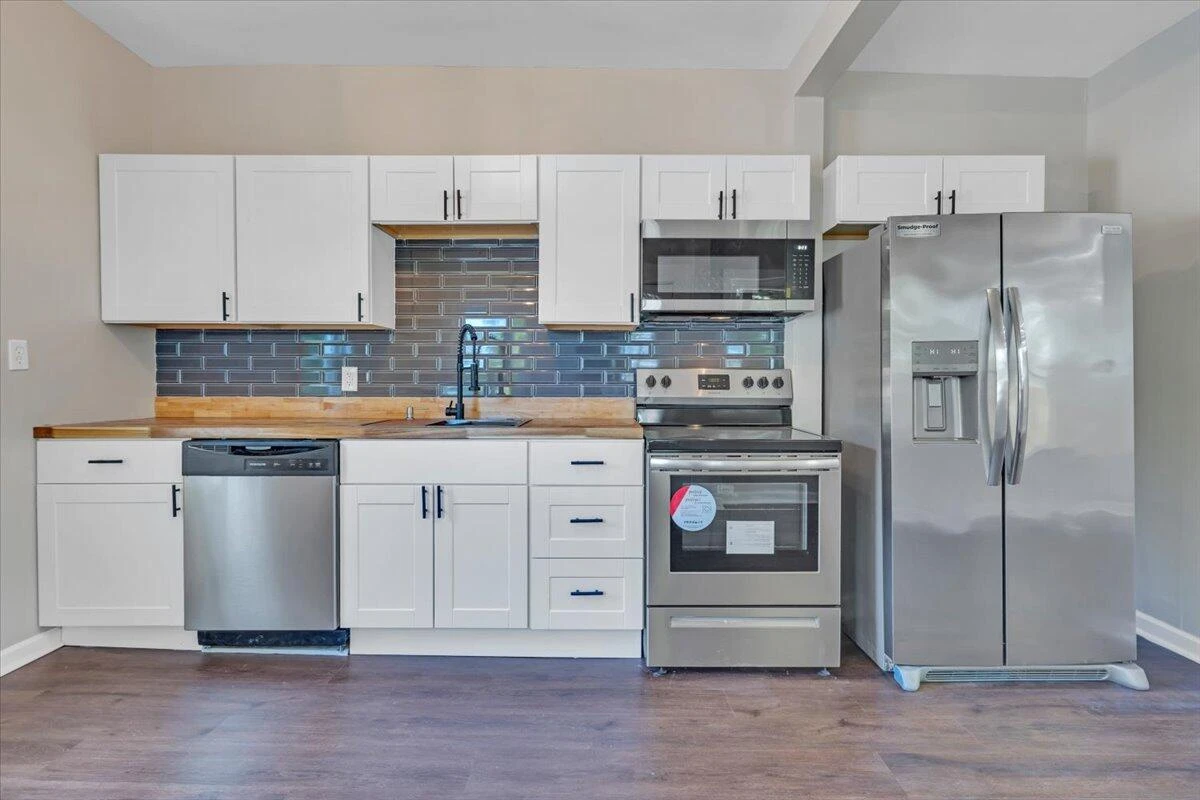 552 Chestnut AVE NW - Photo 21