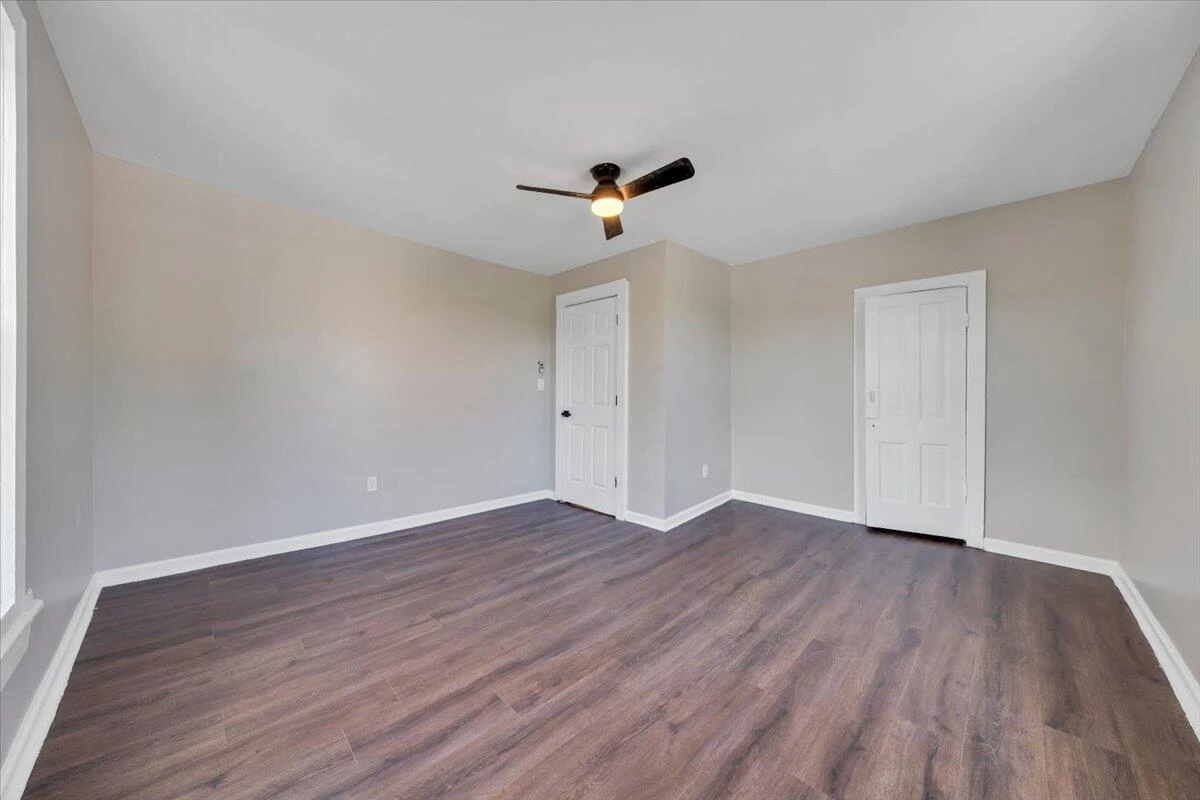 552 Chestnut AVE NW - Photo 29