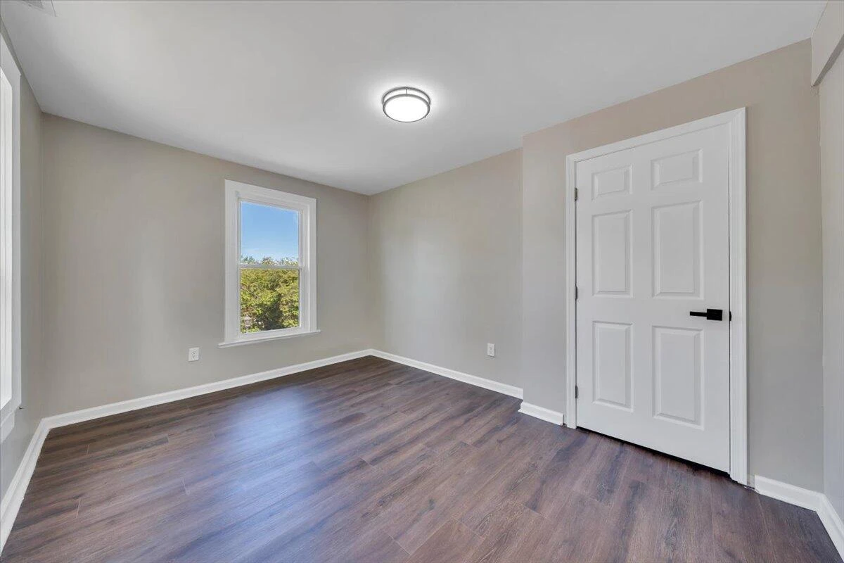 552 Chestnut AVE NW - Photo 30