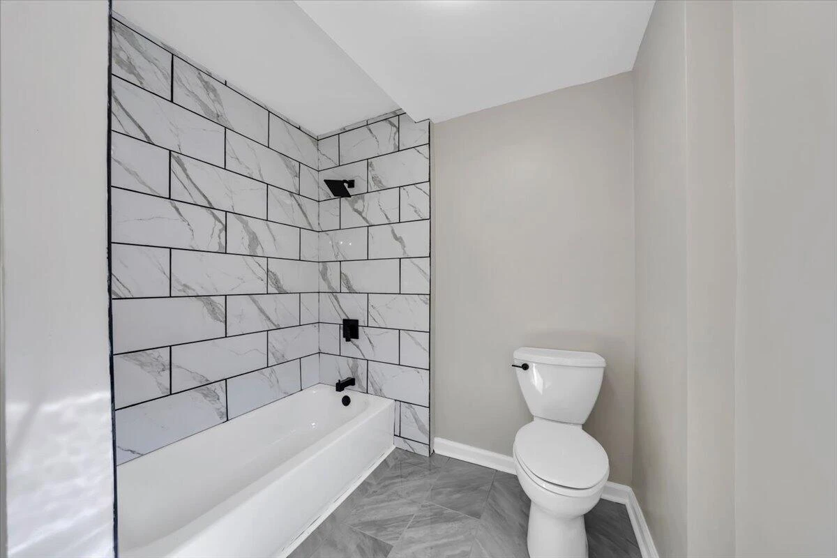 552 Chestnut AVE NW - Photo 32