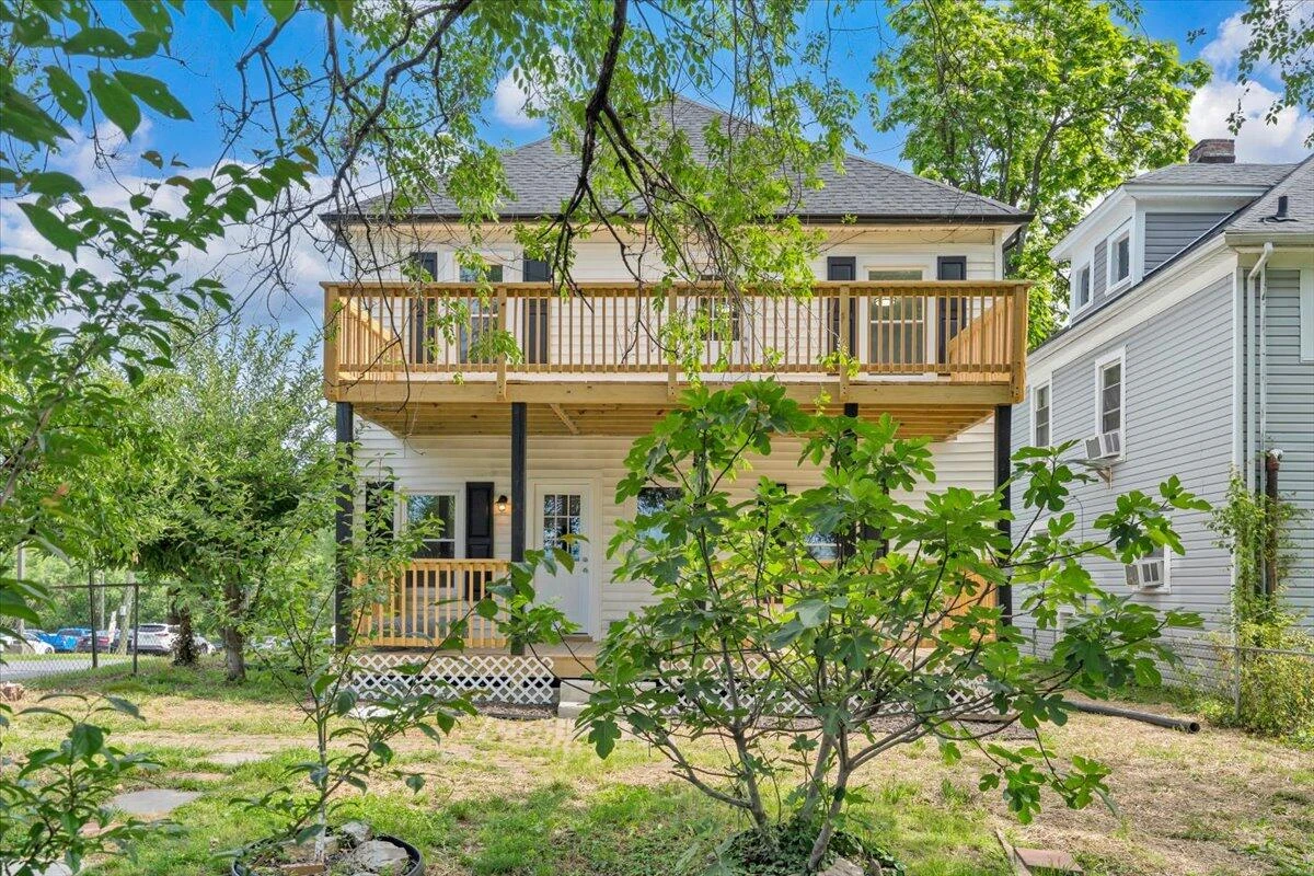 552 Chestnut AVE NW - Photo 39