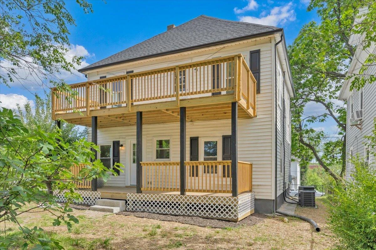 552 Chestnut AVE NW - Photo 40