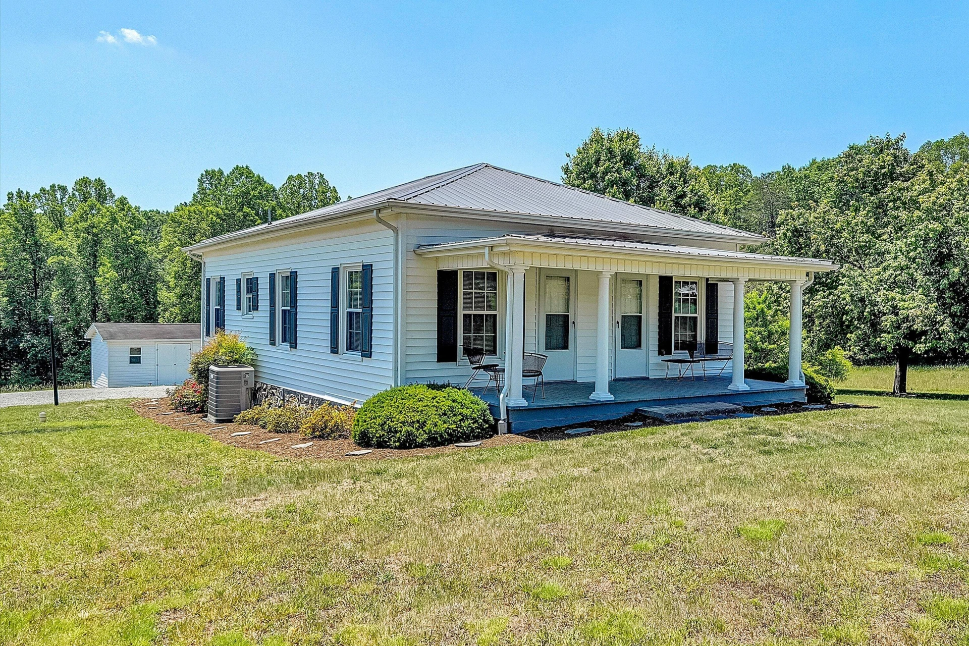 8605 Truevine RD - Photo 2
