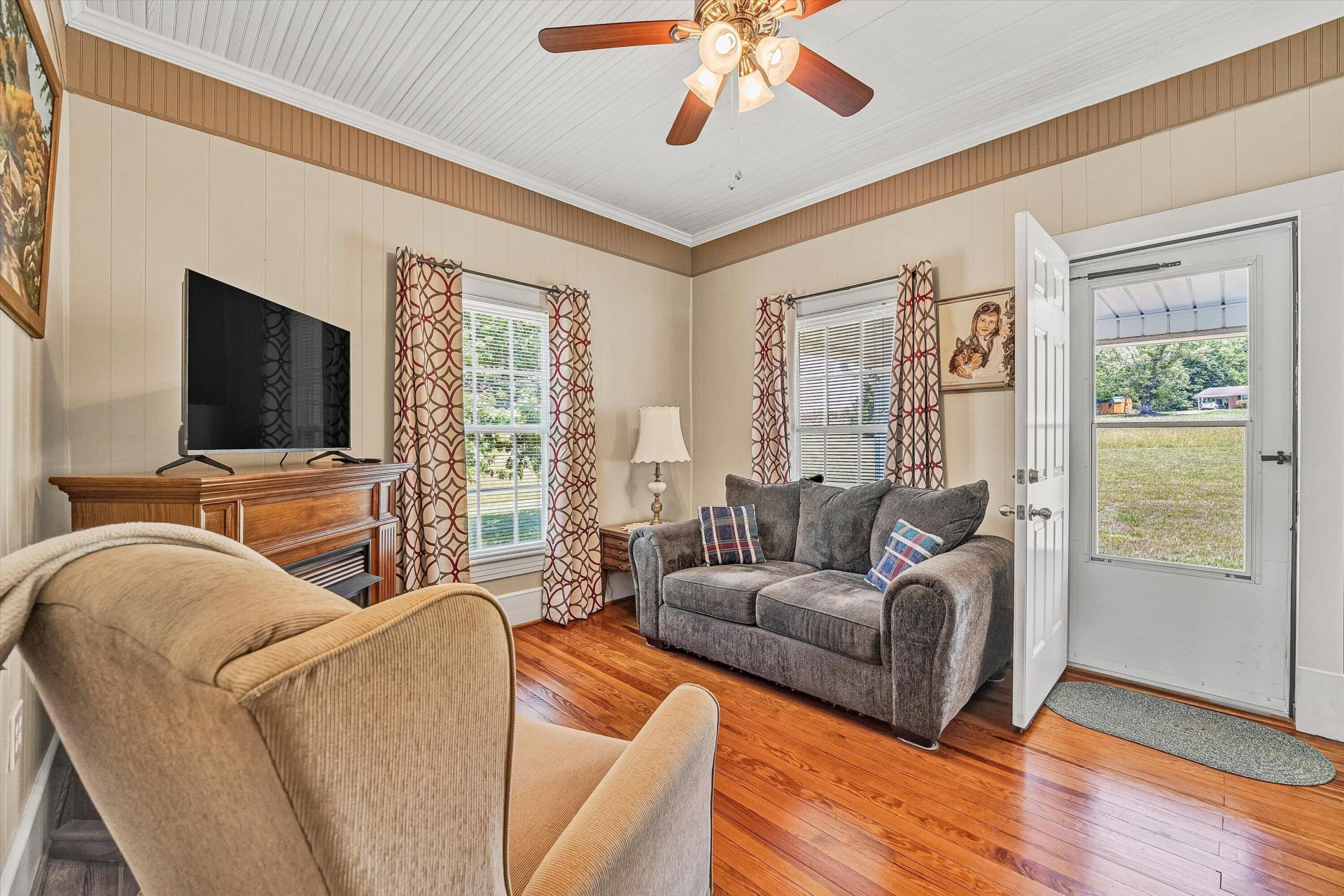 8605 Truevine RD - Photo 4