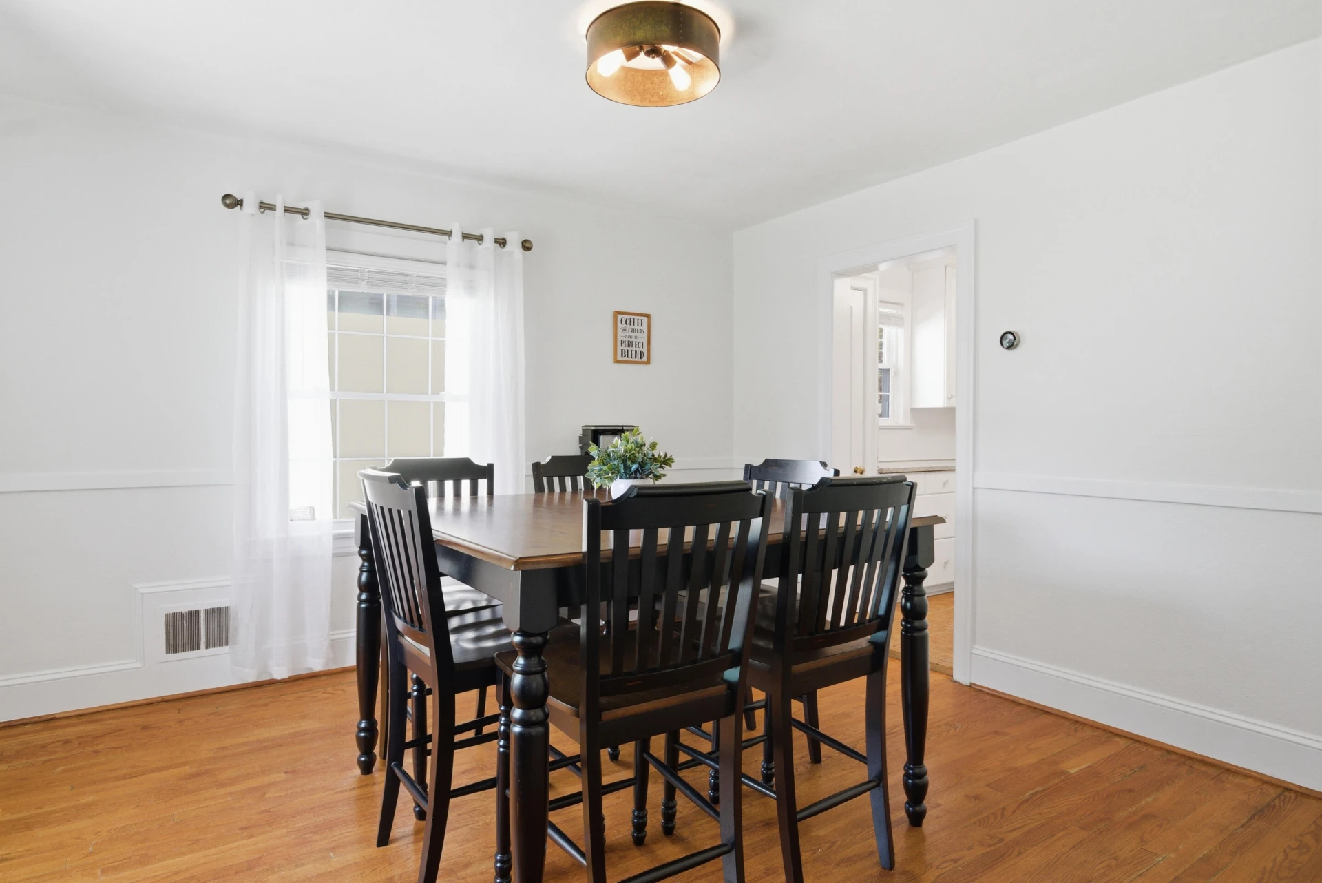 1609 Center Hill DR SW - Photo 13