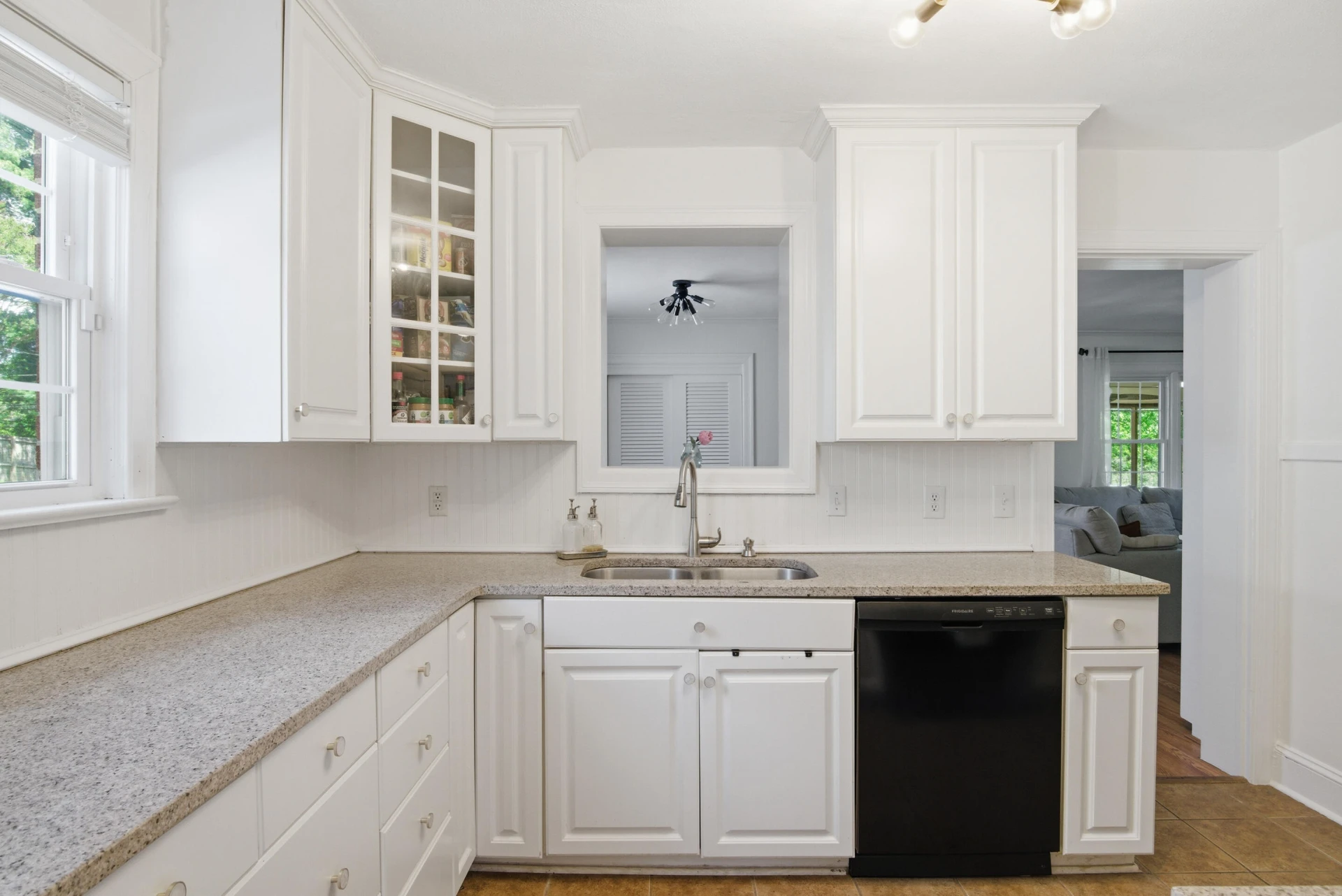 1609 Center Hill DR SW - Photo 15