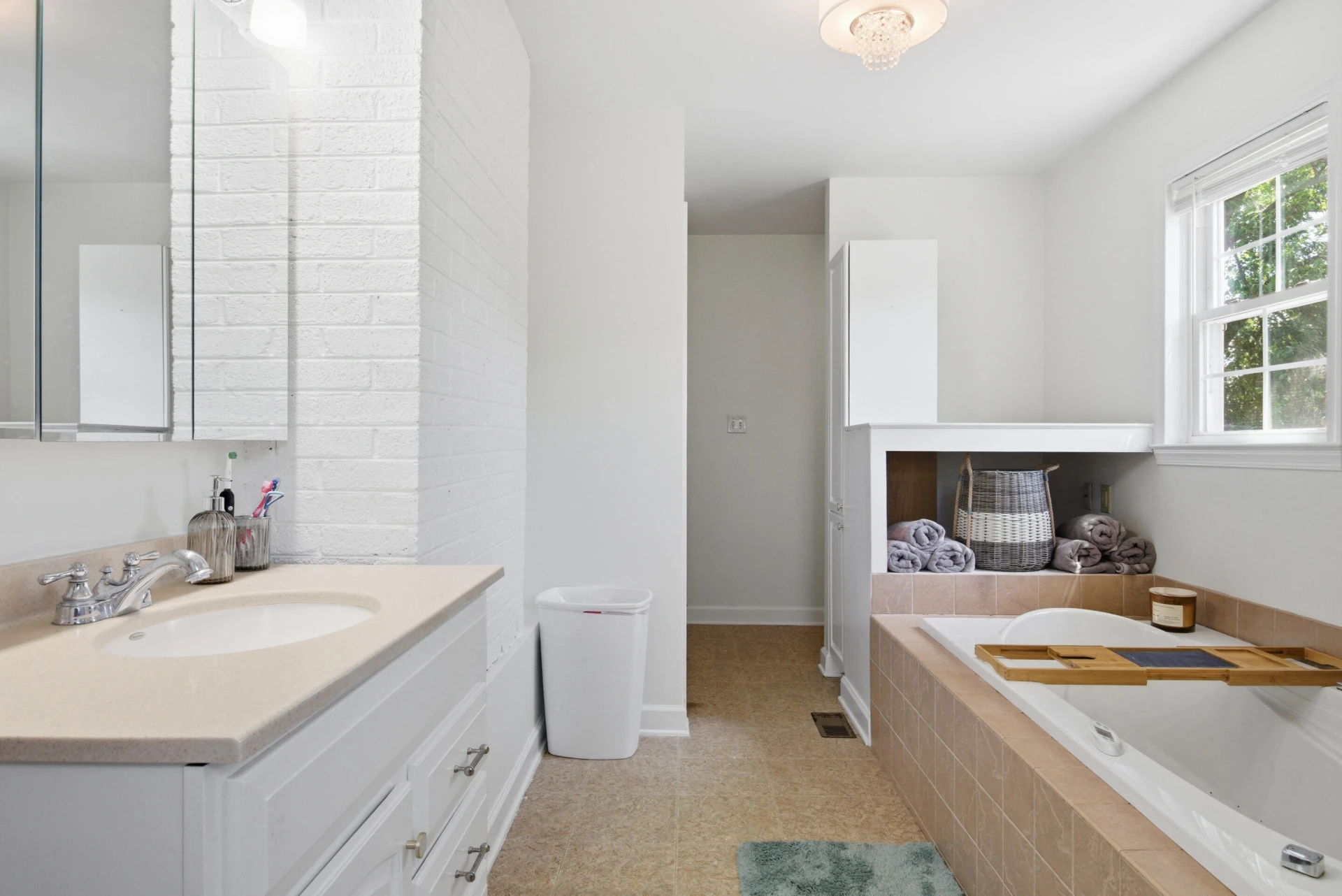 1609 Center Hill DR SW - Photo 33