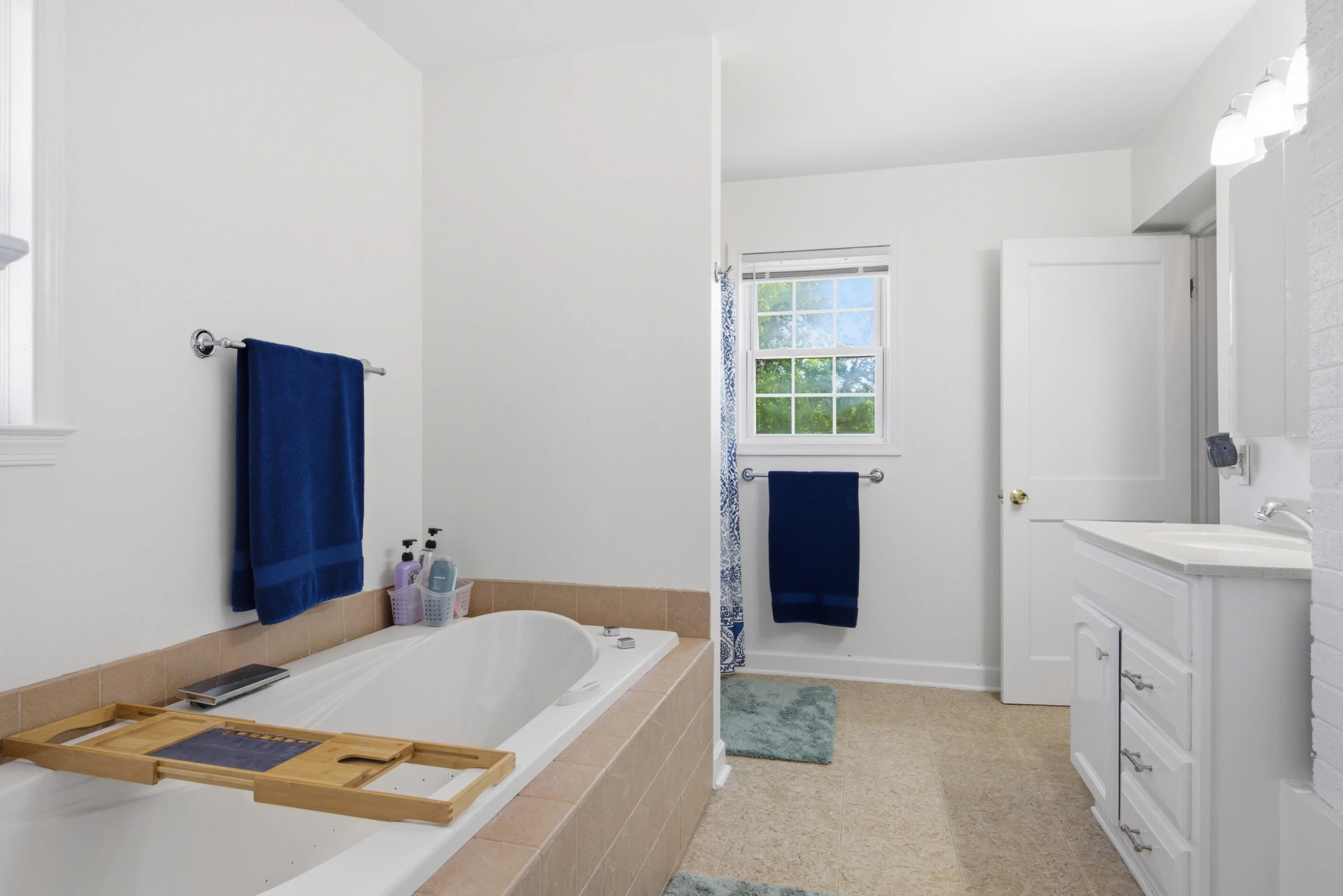 1609 Center Hill DR SW - Photo 34