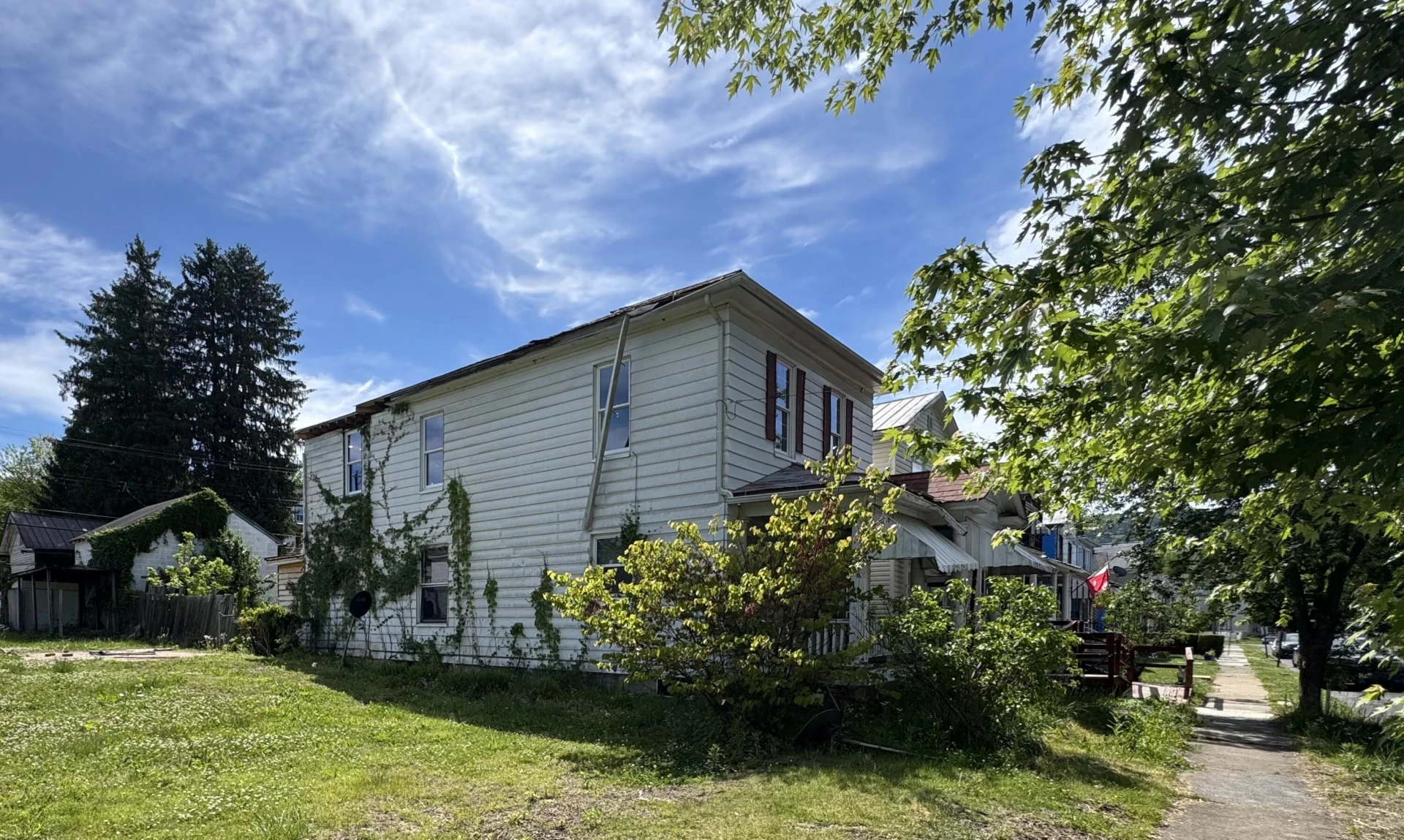 726 Rose AVE - Photo 3