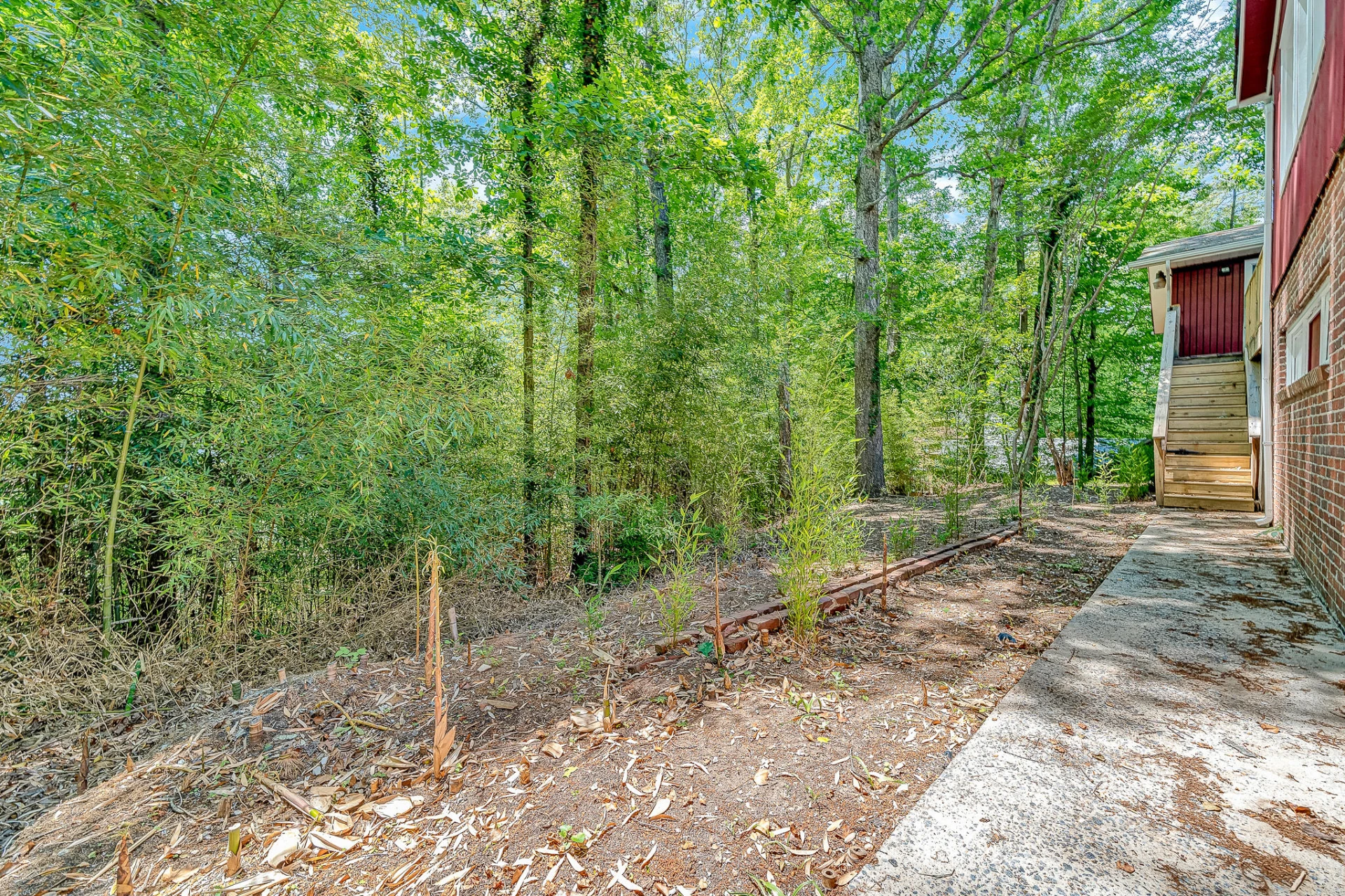 83 Maid Marian CT - Photo 24