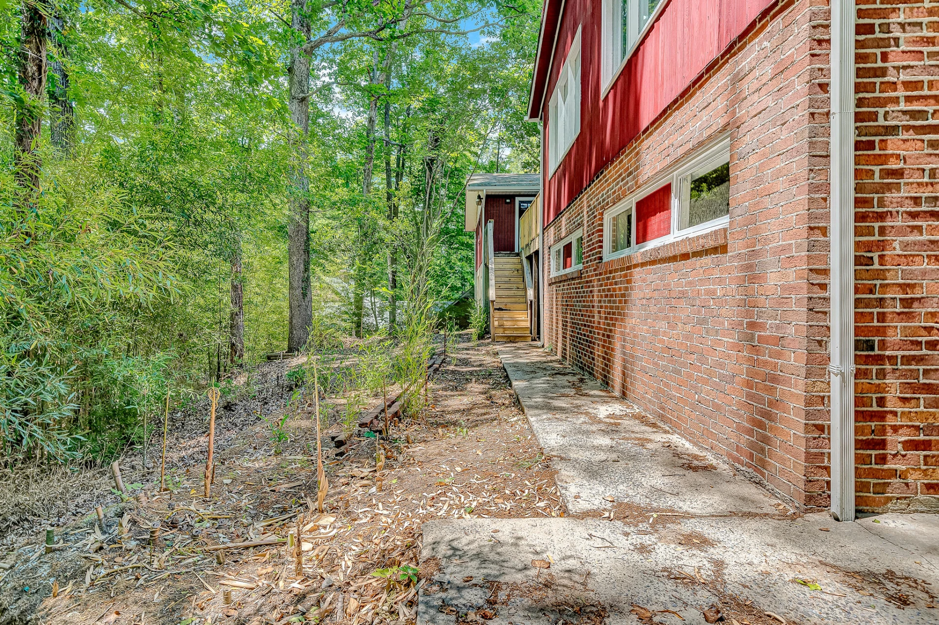 83 Maid Marian CT - Photo 36