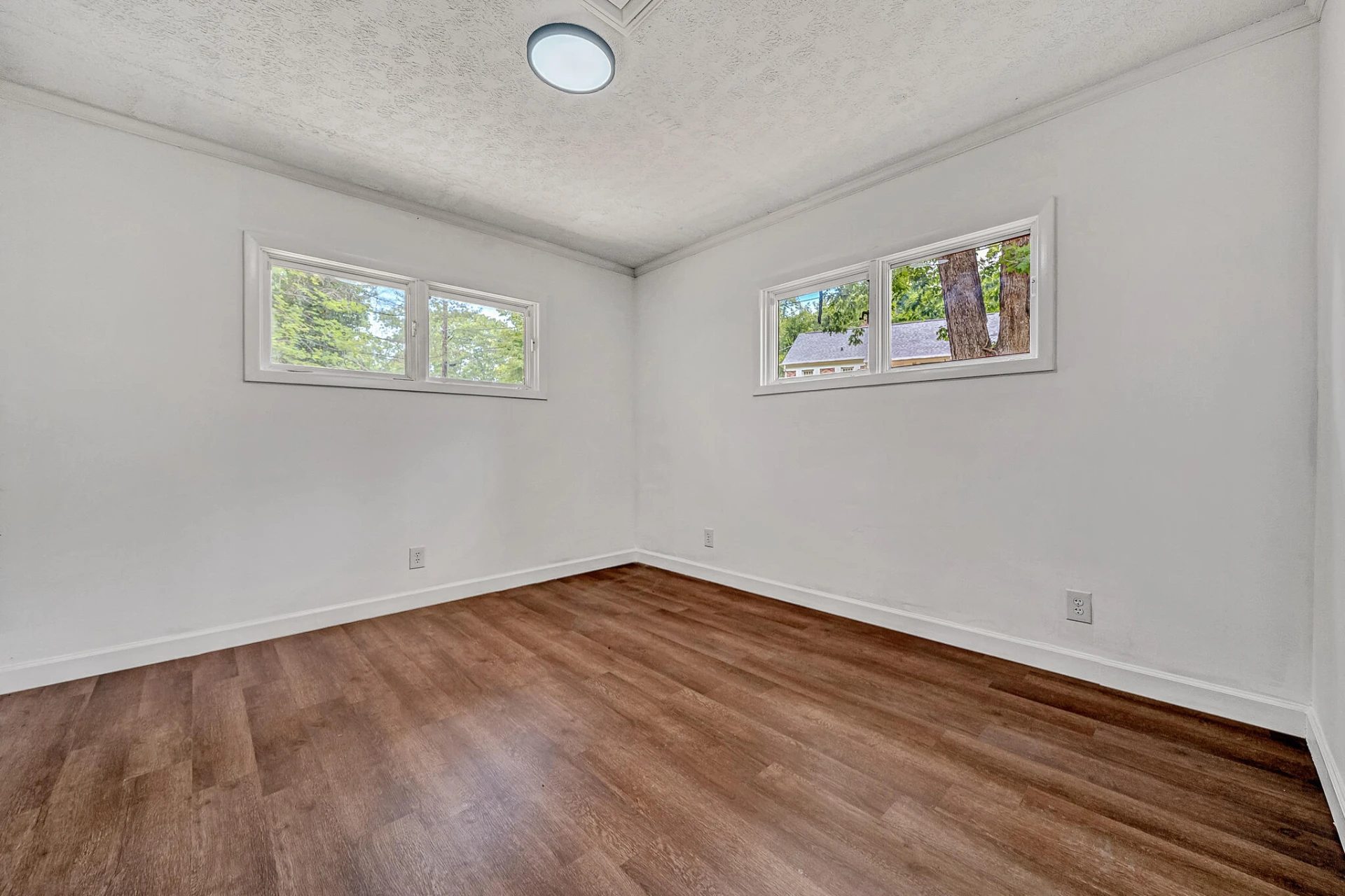 83 Maid Marian CT - Photo 7