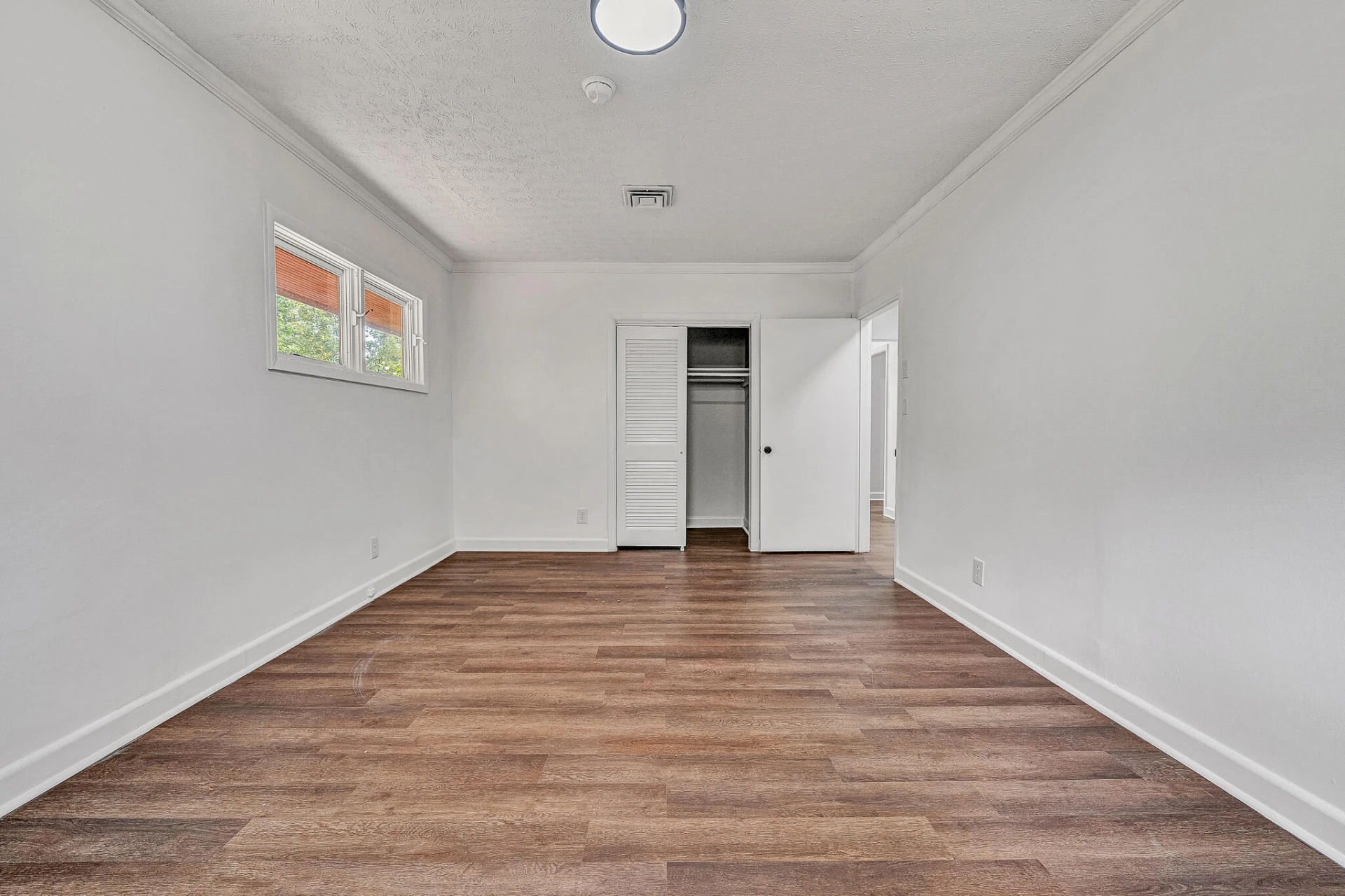 83 Maid Marian CT - Photo 8