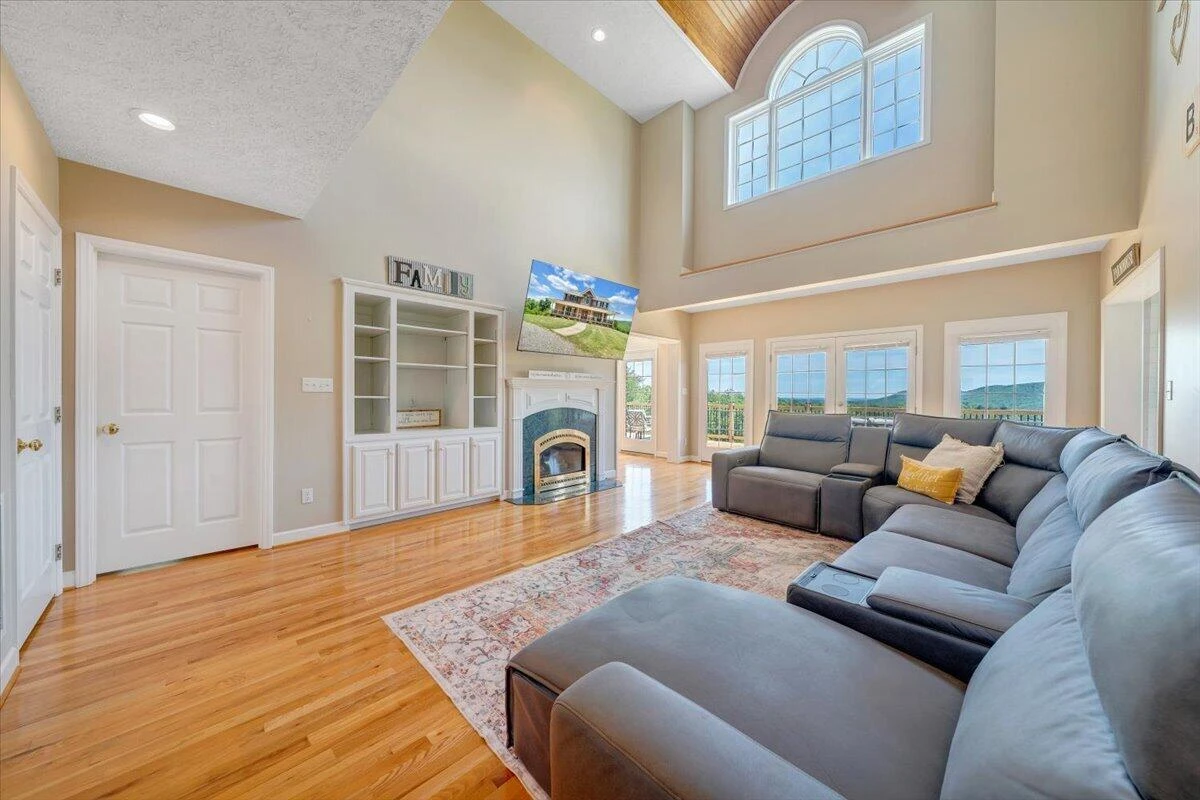 1615 Turkeycock LN - Photo 17