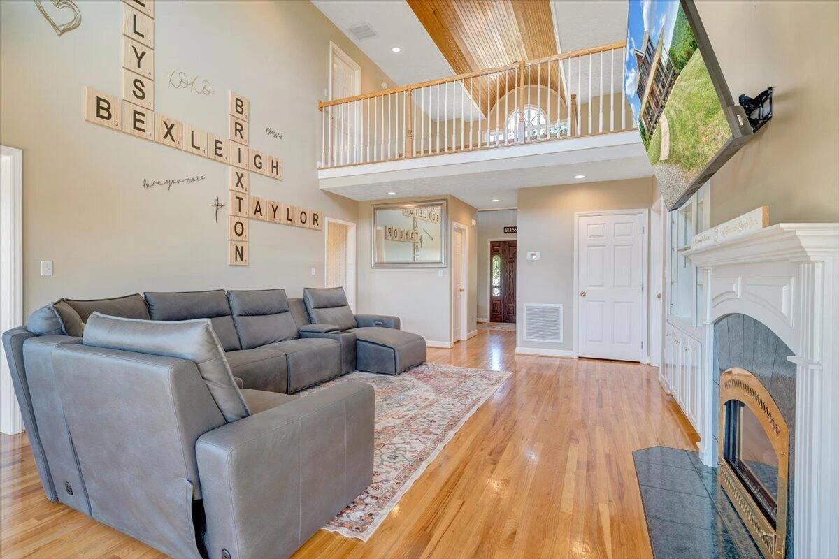 1615 Turkeycock LN - Photo 18