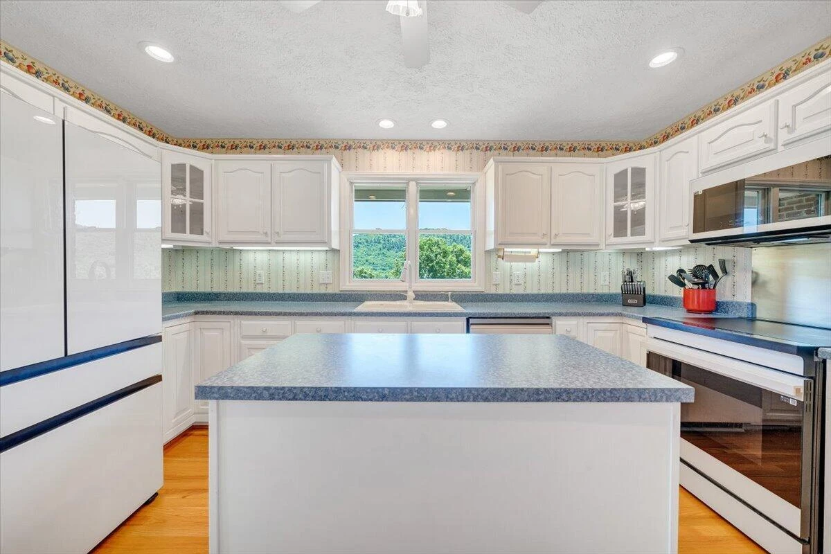 1615 Turkeycock LN - Photo 31