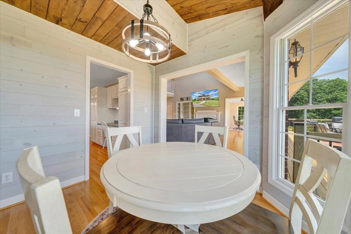 1615 Turkeycock LN - Photo 36