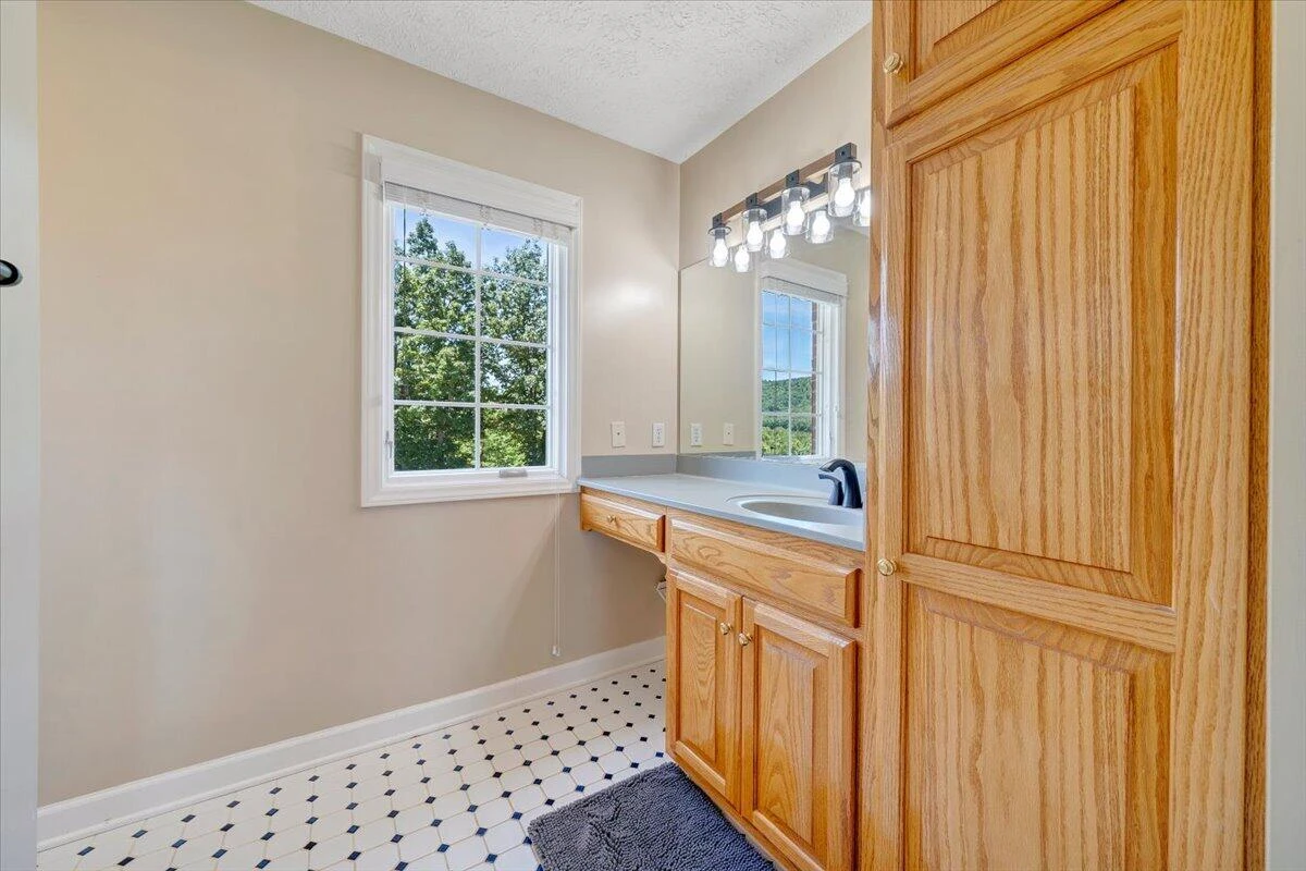 1615 Turkeycock LN - Photo 76