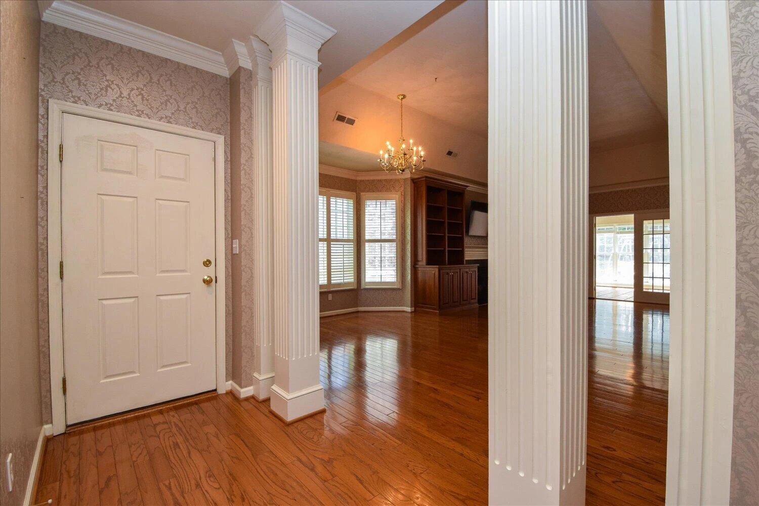 3348 Somercroft CT SW - Photo 6