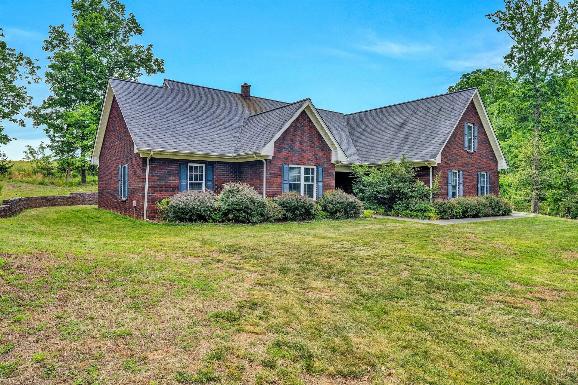 1530 Indian Springs LN - Photo 2