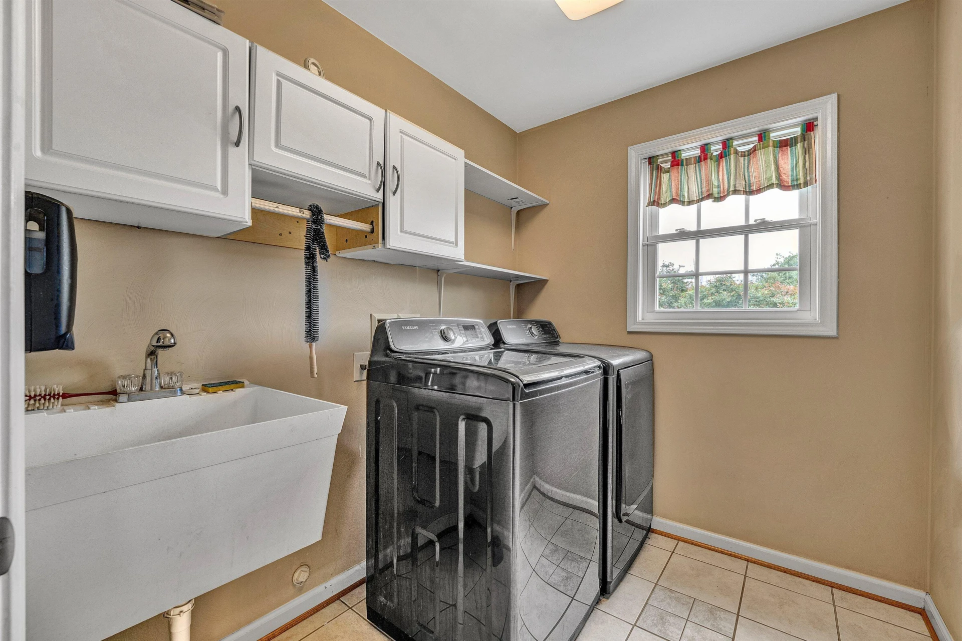 1530 Indian Springs LN - Photo 22