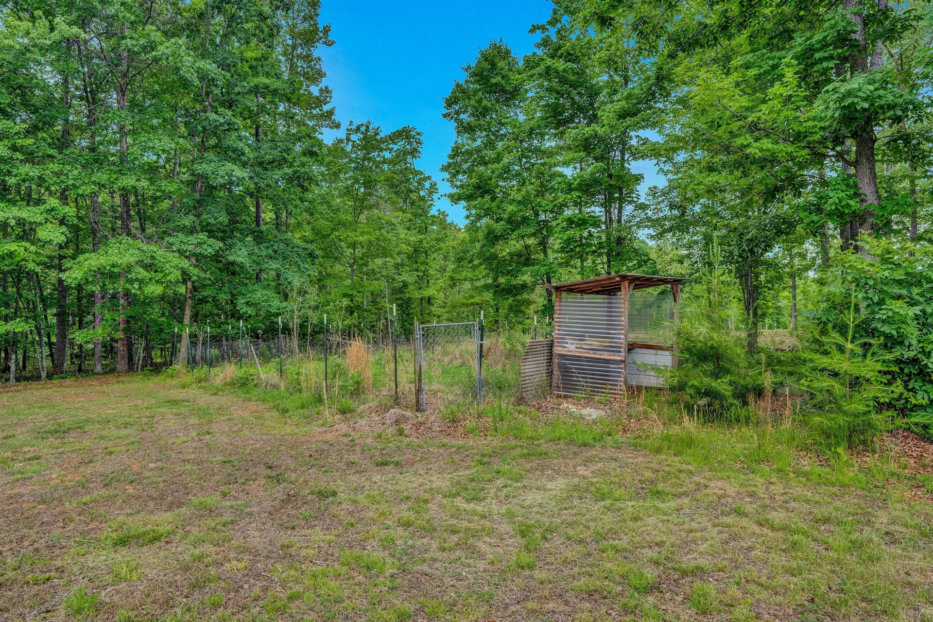 1530 Indian Springs LN - Photo 29