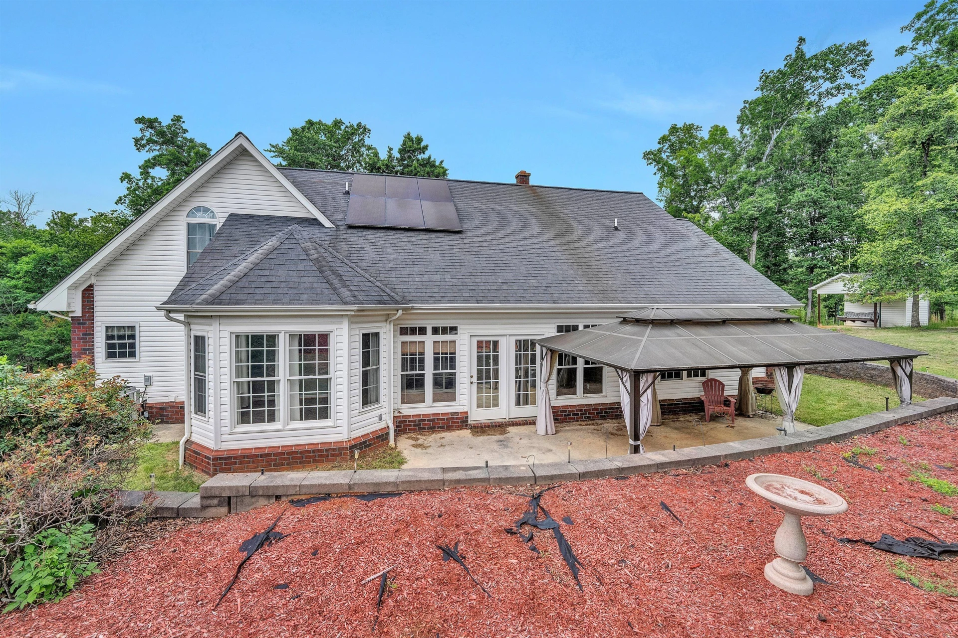 1530 Indian Springs LN - Photo 31