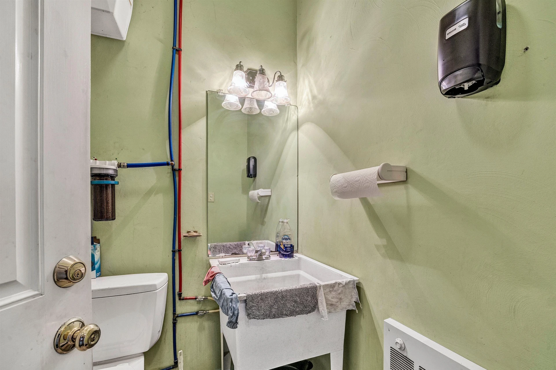 1530 Indian Springs LN - Photo 39