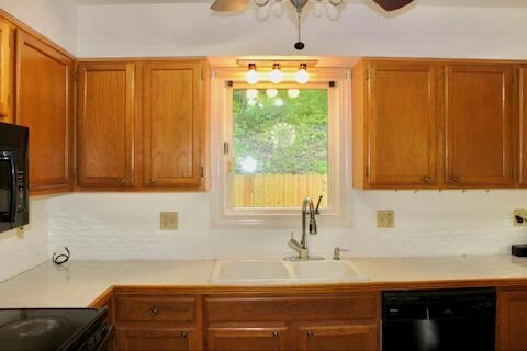 182 Rose RD - Photo 16