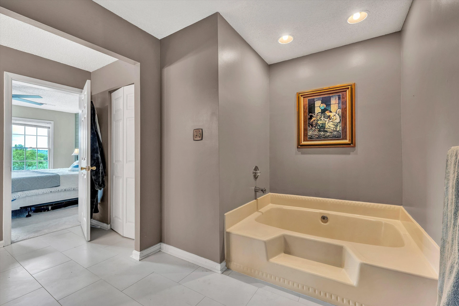 160 Indian Pointe DR - Photo 24