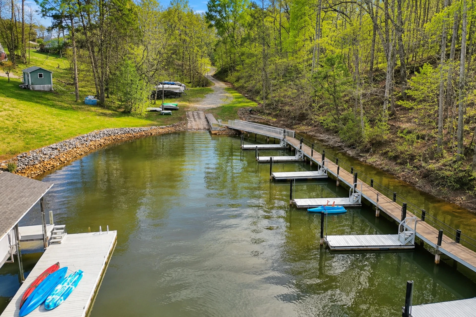 160 Indian Pointe DR - Photo 45