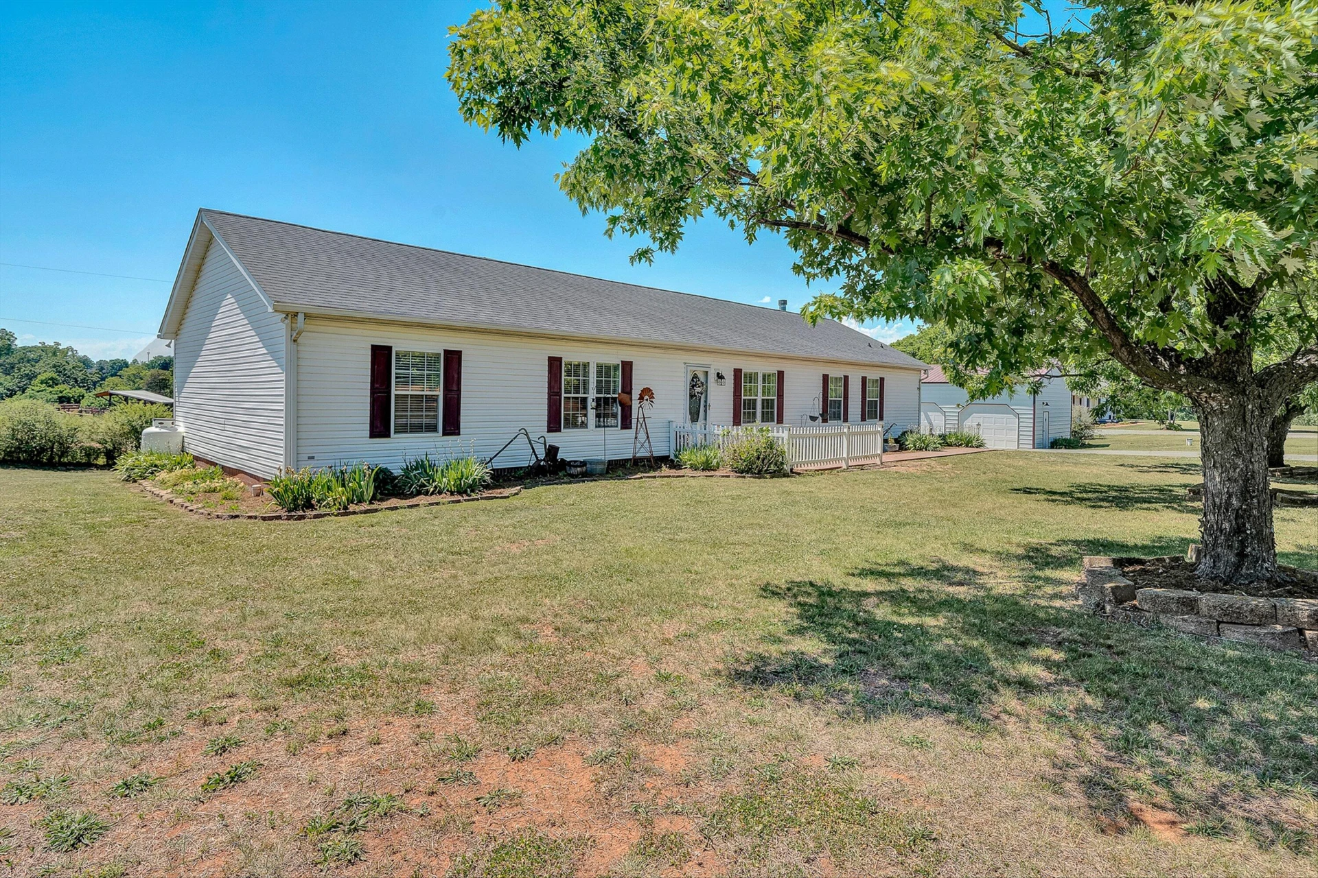 159 Simmons Creek RD - Photo 2
