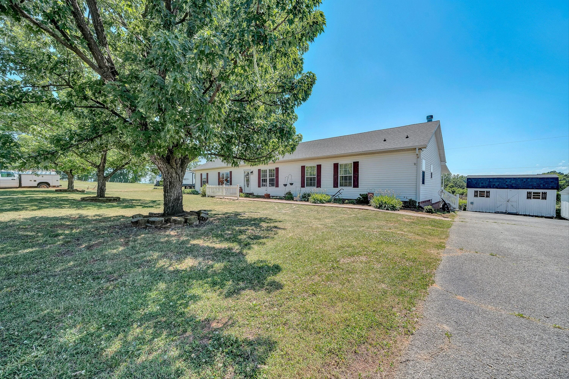 159 Simmons Creek RD - Photo 3