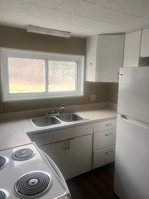 7030 Mount Chestnut RD - Photo 5