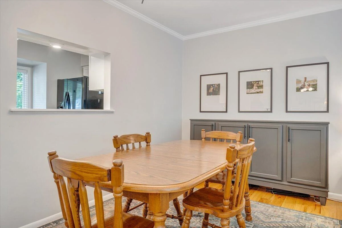 3437 Londonderry CT - Photo 10