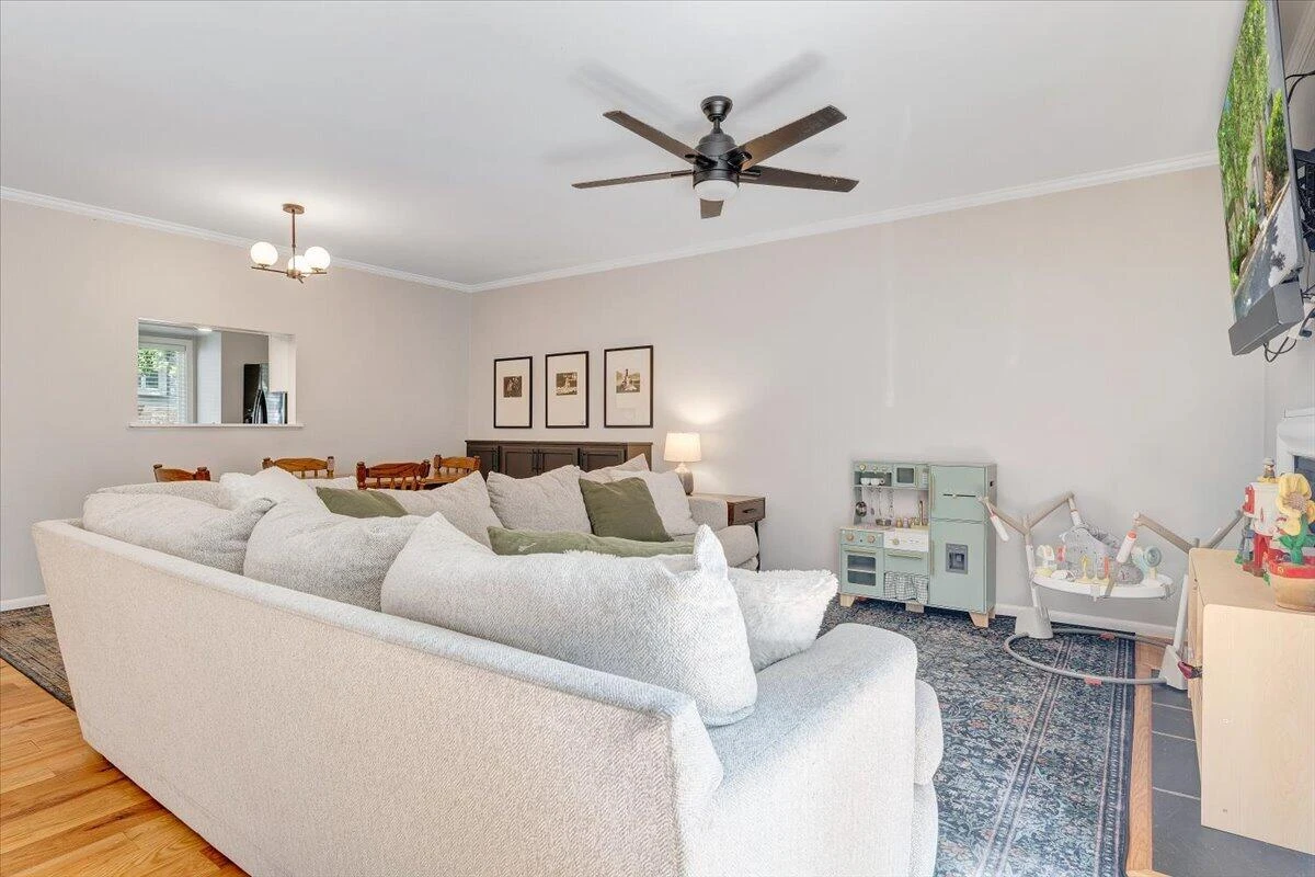 3437 Londonderry CT - Photo 15