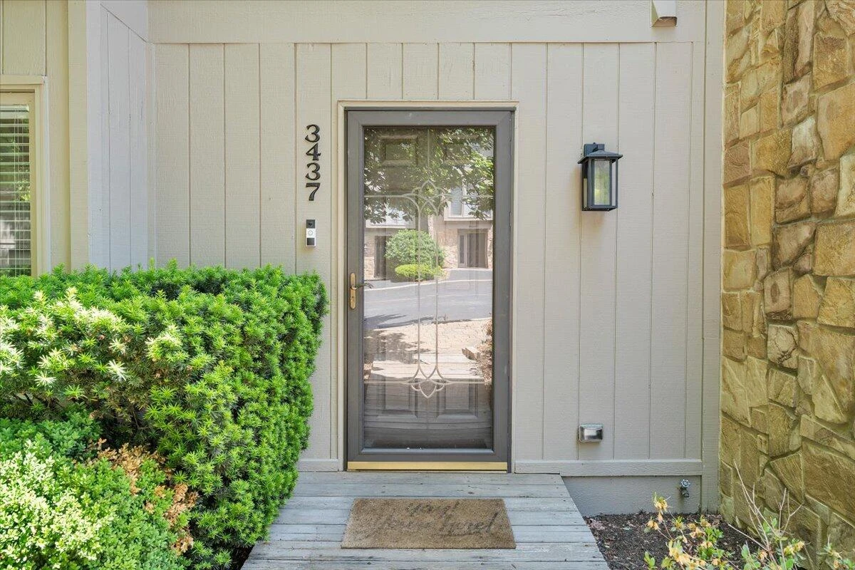 3437 Londonderry CT - Photo 48