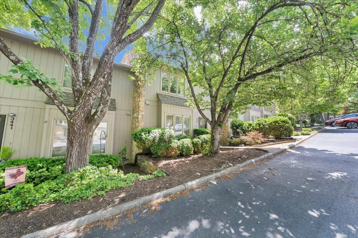 3437 Londonderry CT - Photo 52