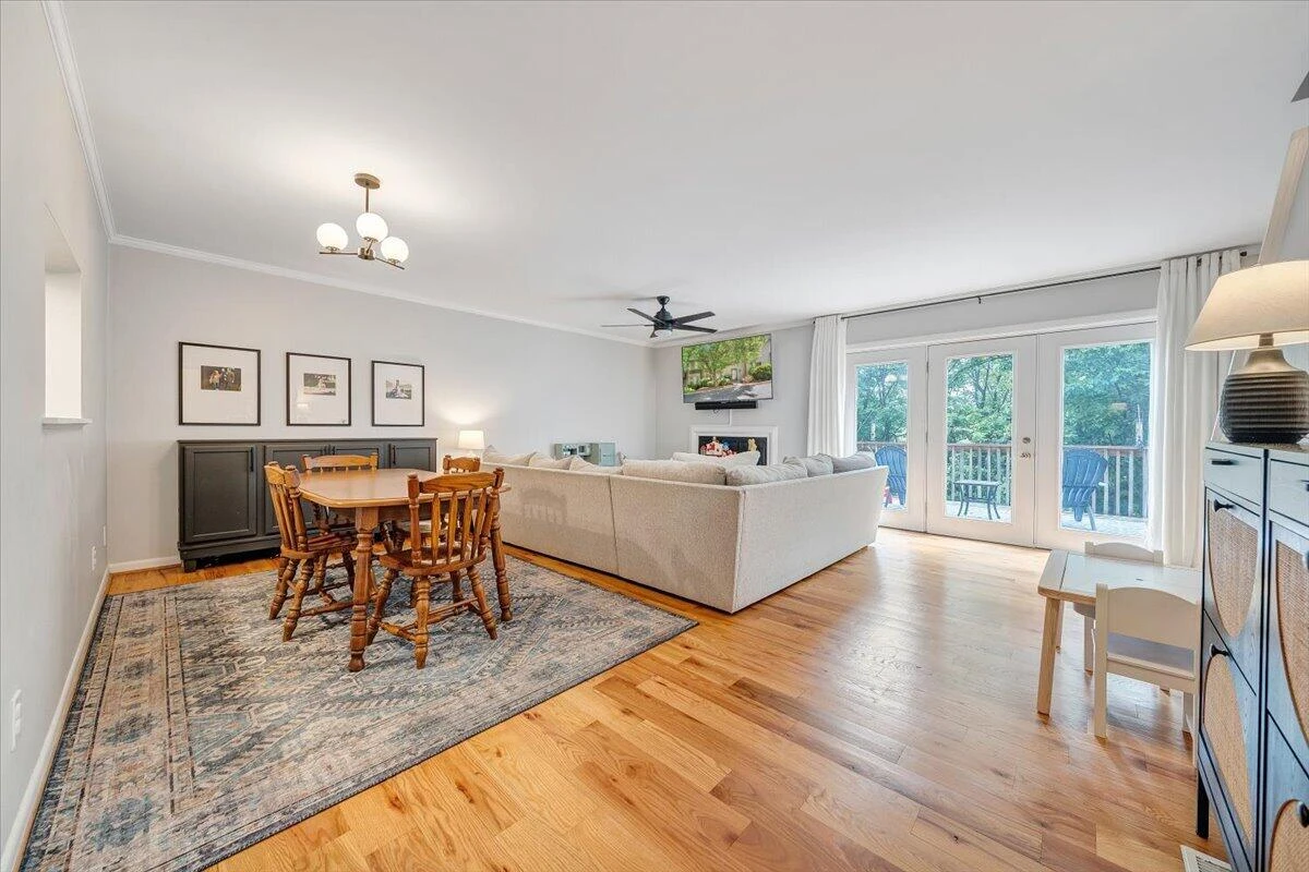 3437 Londonderry CT - Photo 8