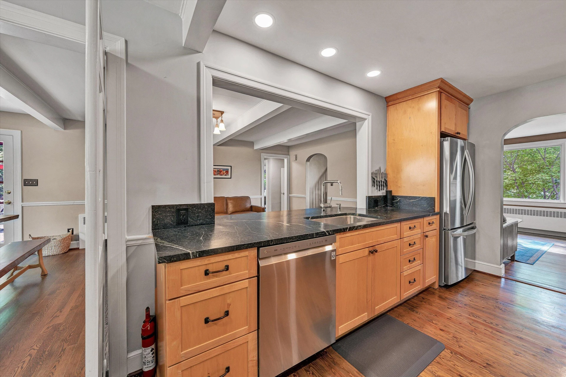 2604 Nottingham RD SE - Photo 22