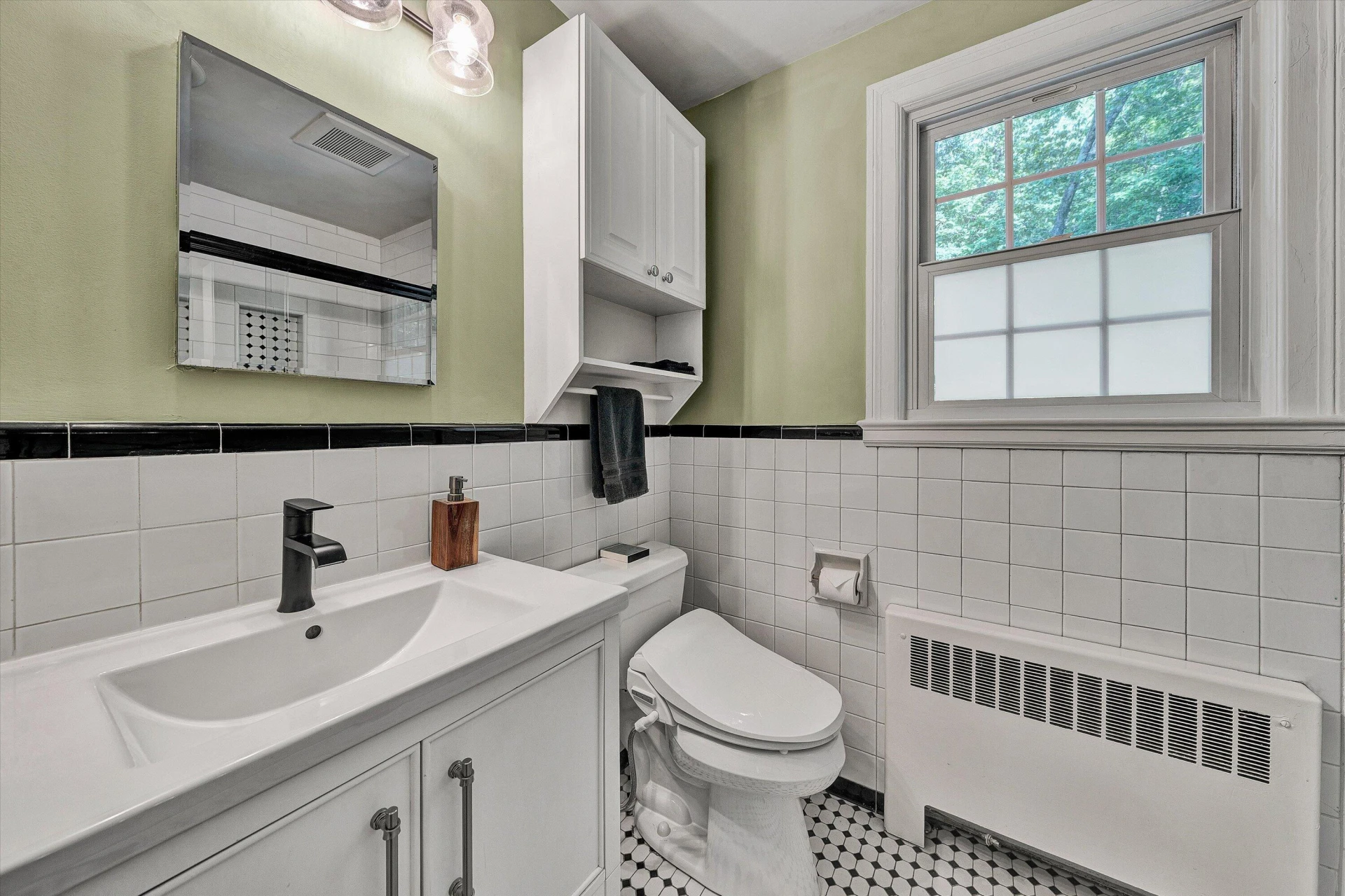 2604 Nottingham RD SE - Photo 36