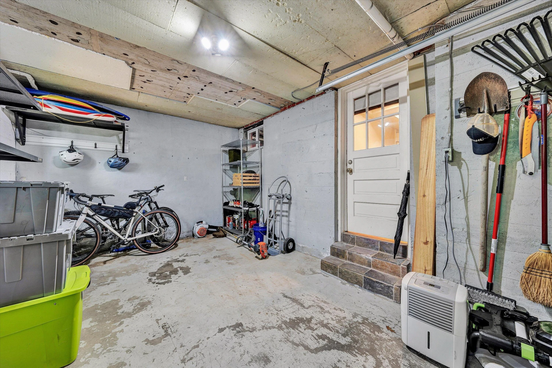 2604 Nottingham RD SE - Photo 47