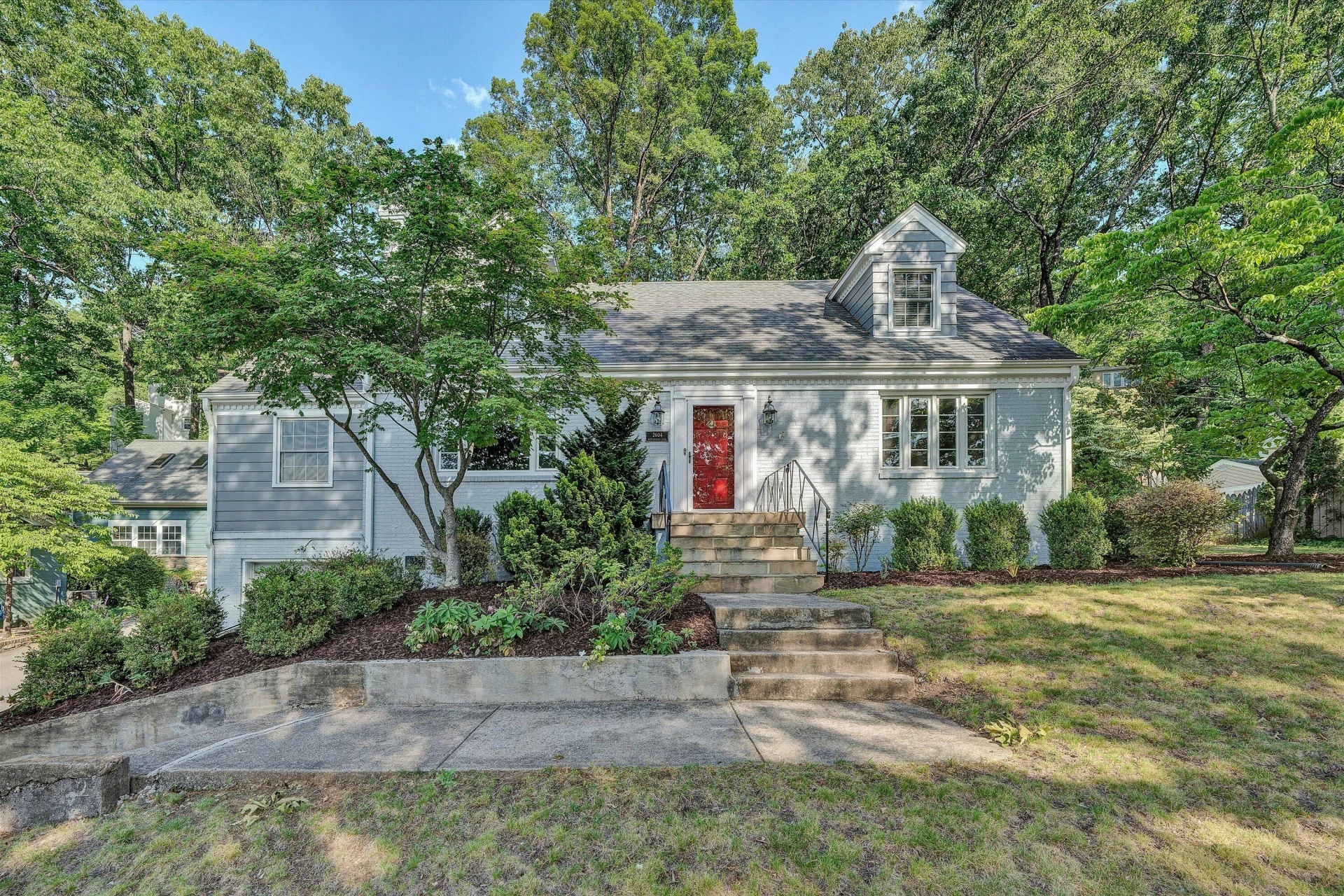 2604 Nottingham RD SE - Photo 6