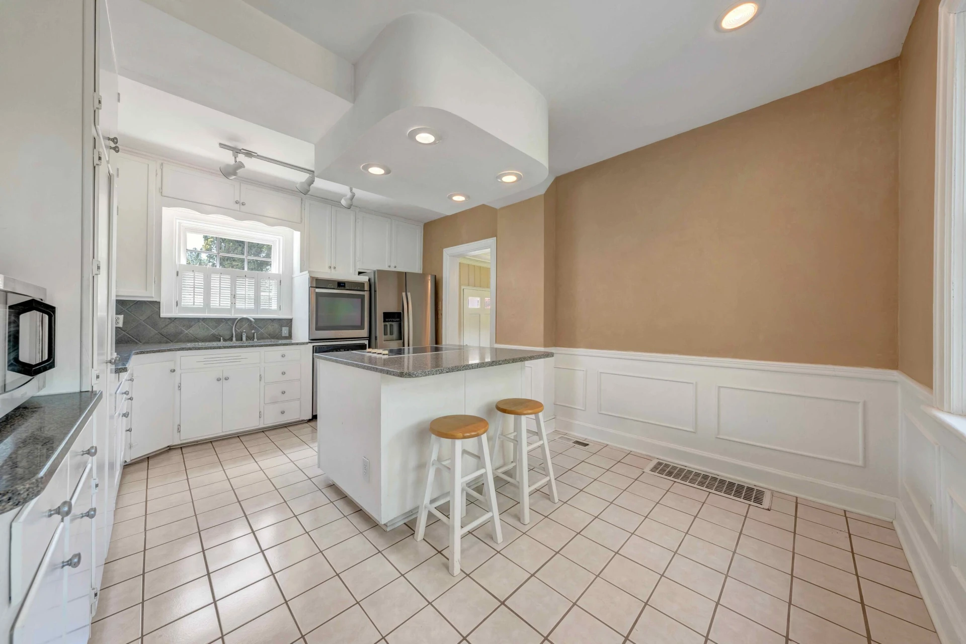 6126 Greyholme LN - Photo 17