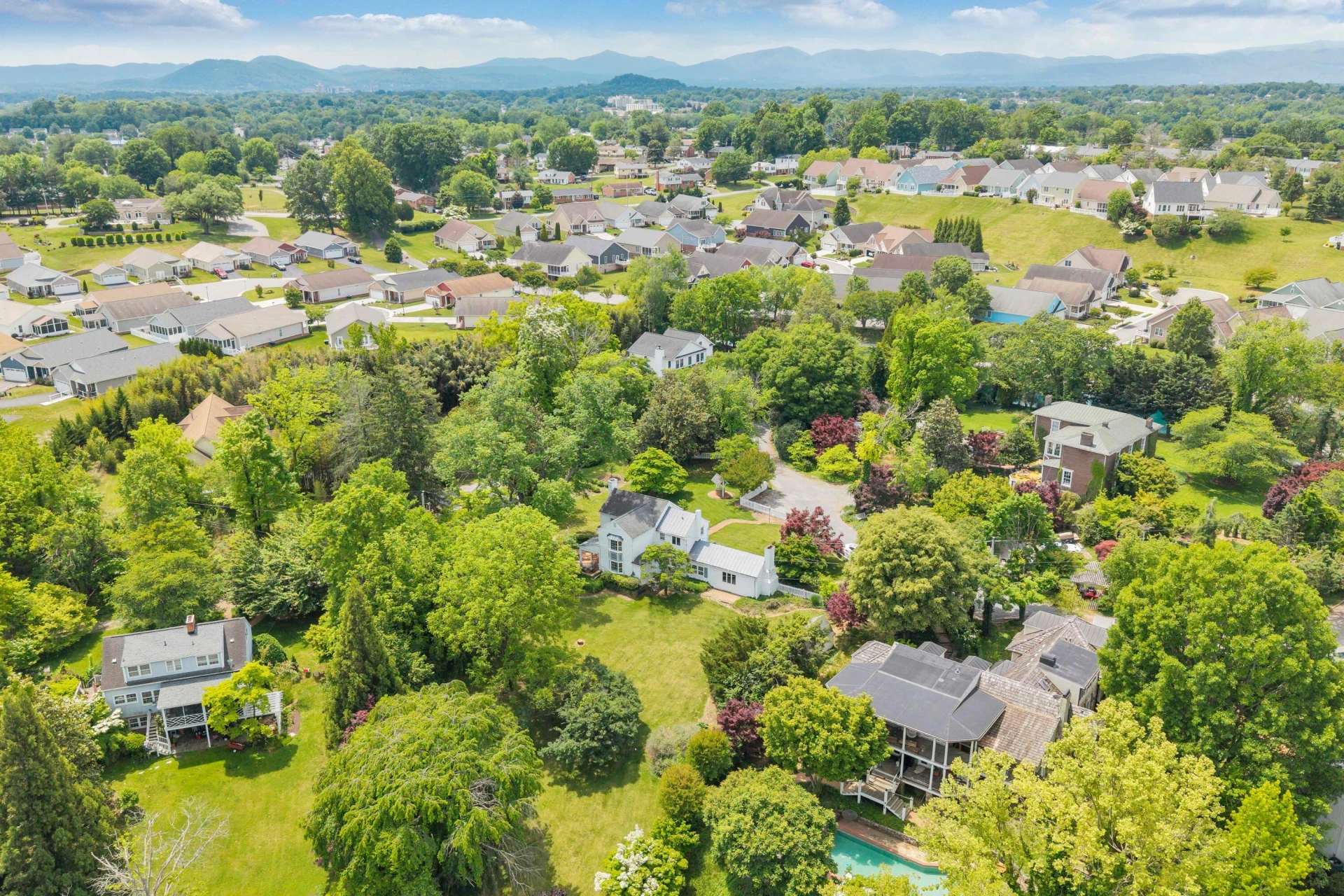 6126 Greyholme LN - Photo 58