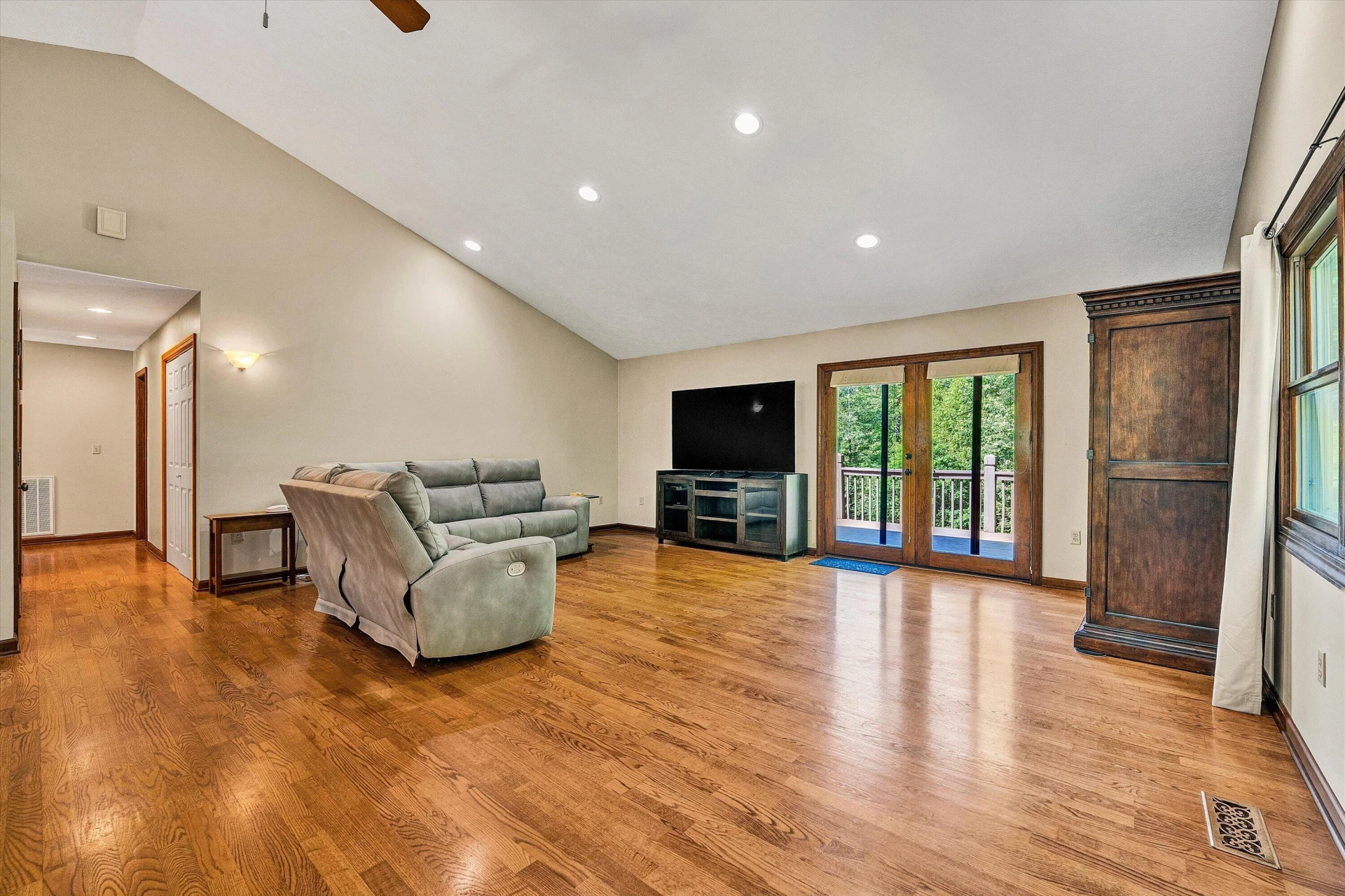 400 HARBOR LANDING DR - Photo 10