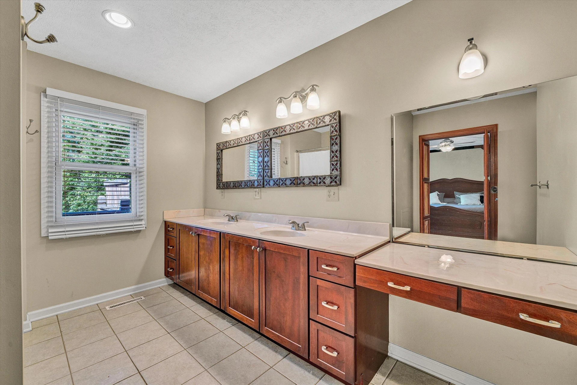400 HARBOR LANDING DR - Photo 22
