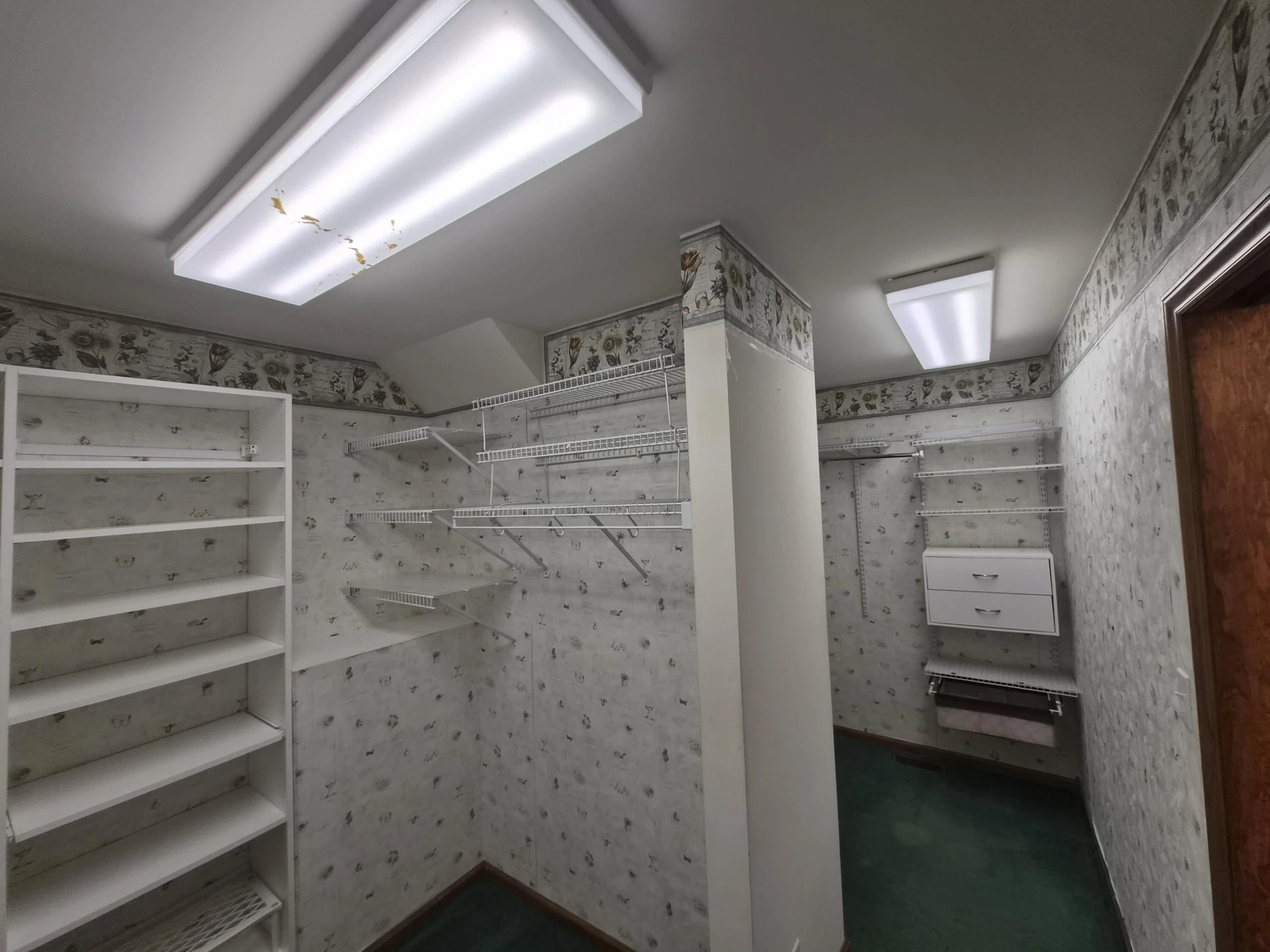 189 Hardy CT - Photo 17
